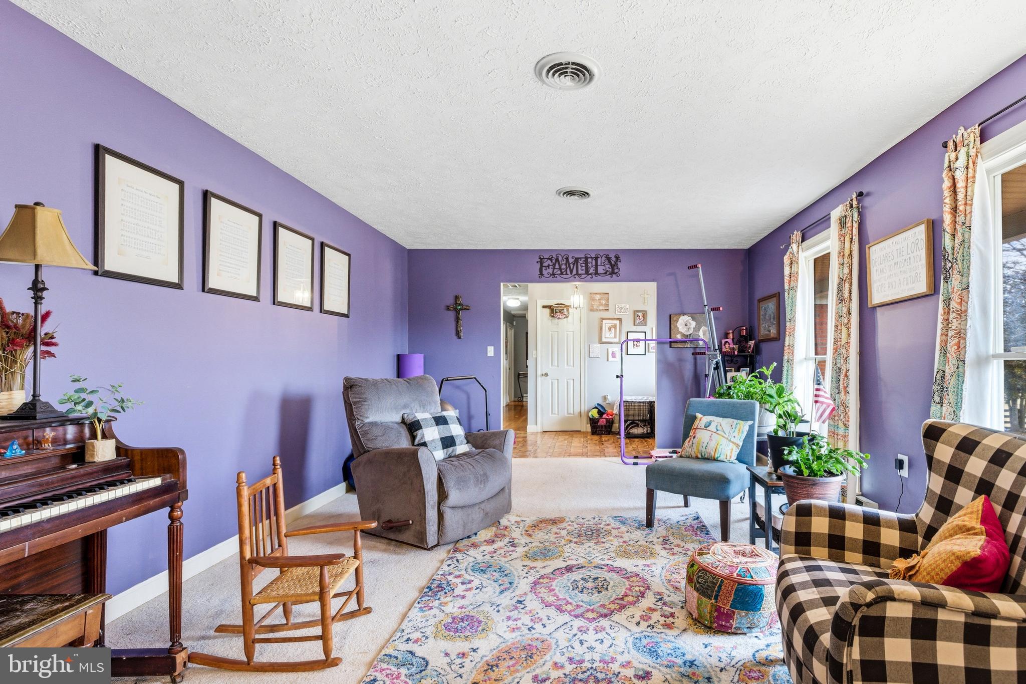 FAIRVIEW - Residential