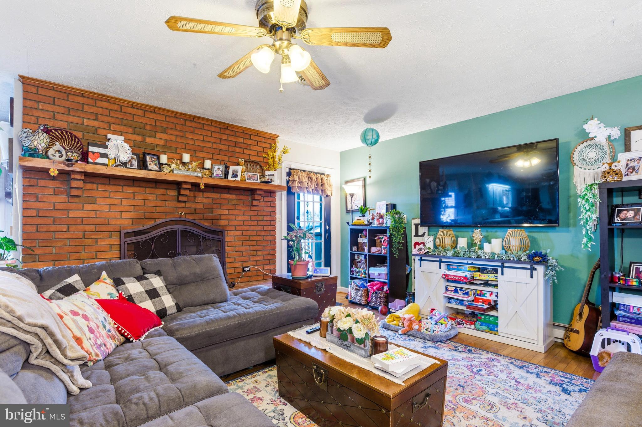 FAIRVIEW - Residential