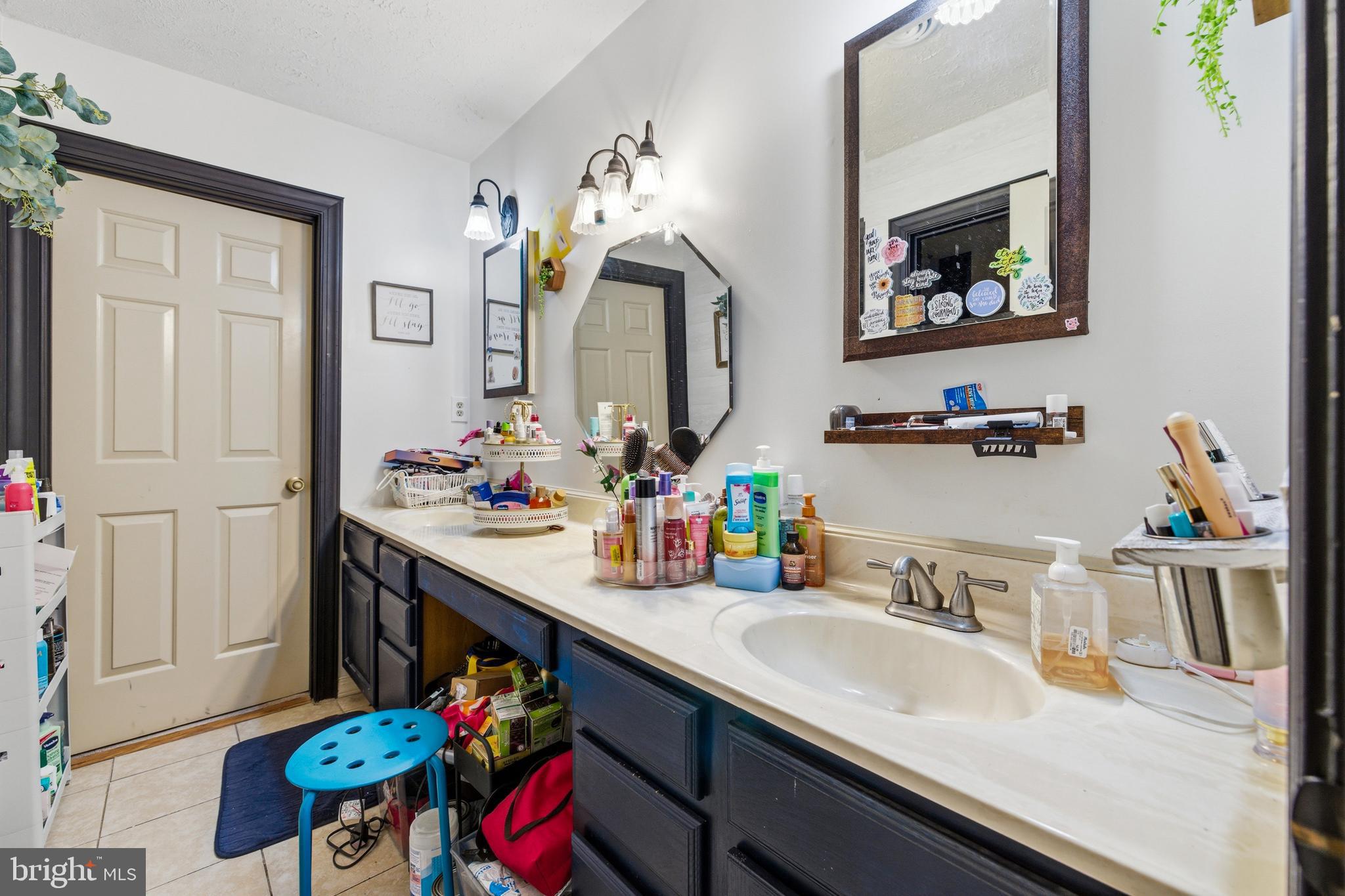 FAIRVIEW - Residential