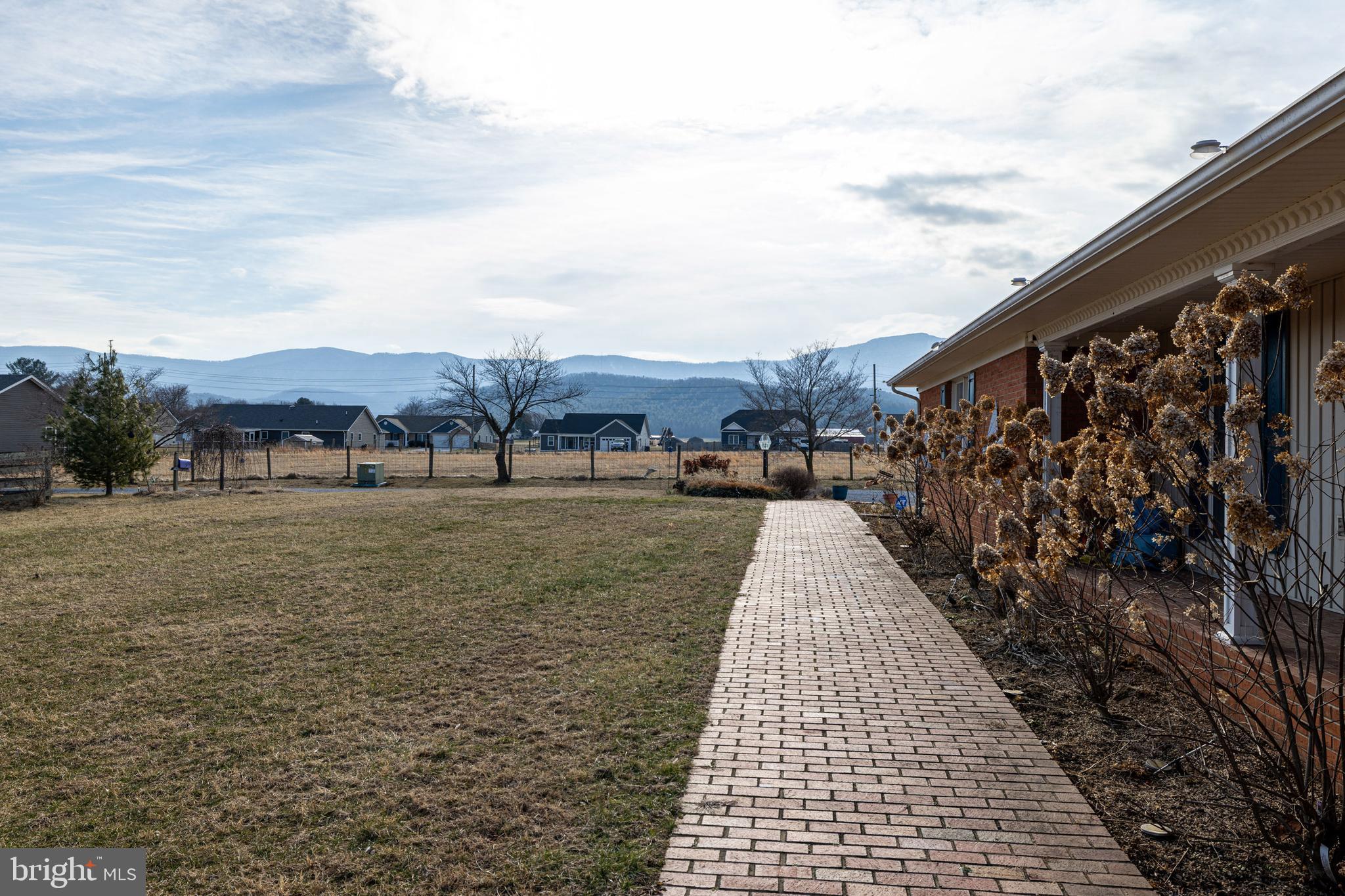 FAIRVIEW - Residential