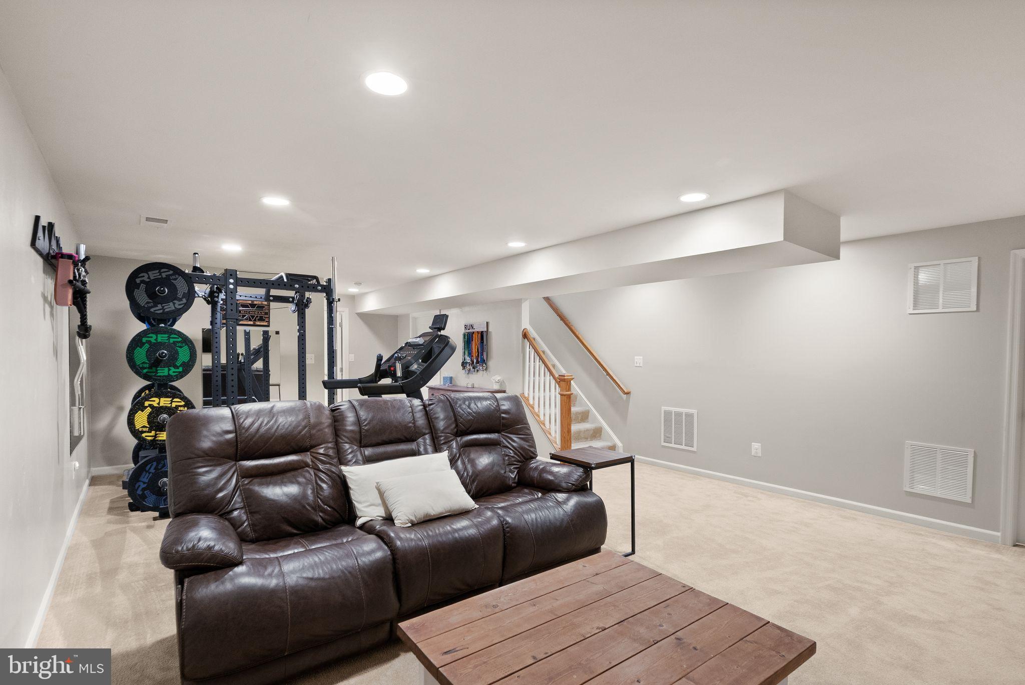 MEADOWS AT MORRIS FARM - Residential