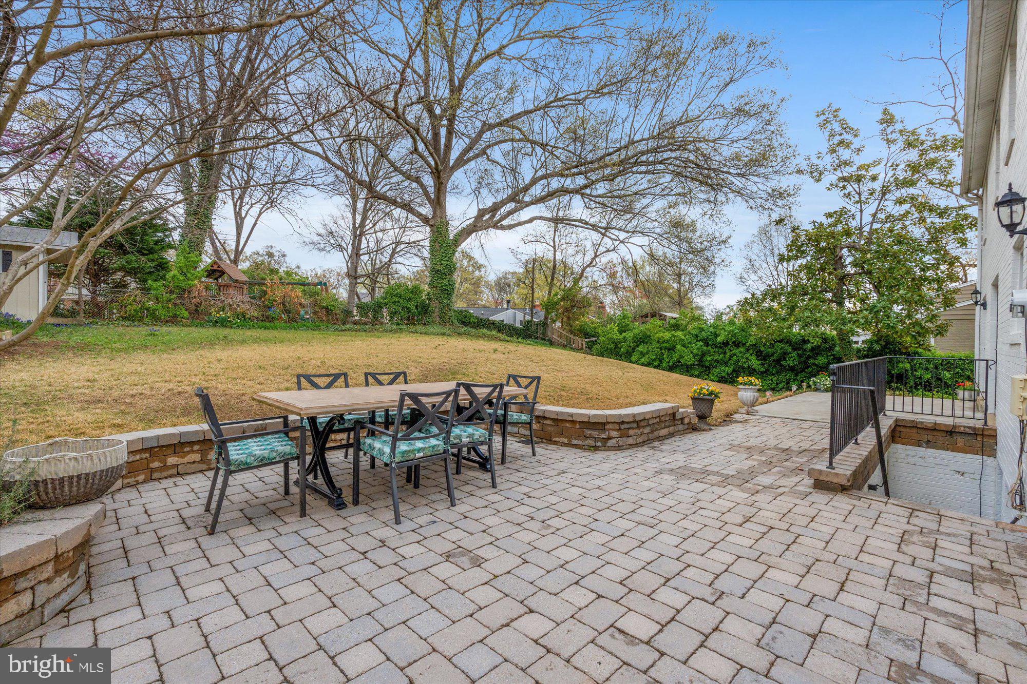 COLLINGWOOD ON THE POTOMAC - Residential