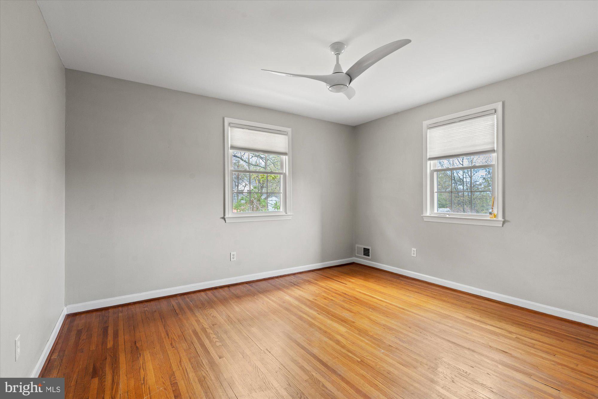 COLLINGWOOD ON THE POTOMAC - Residential