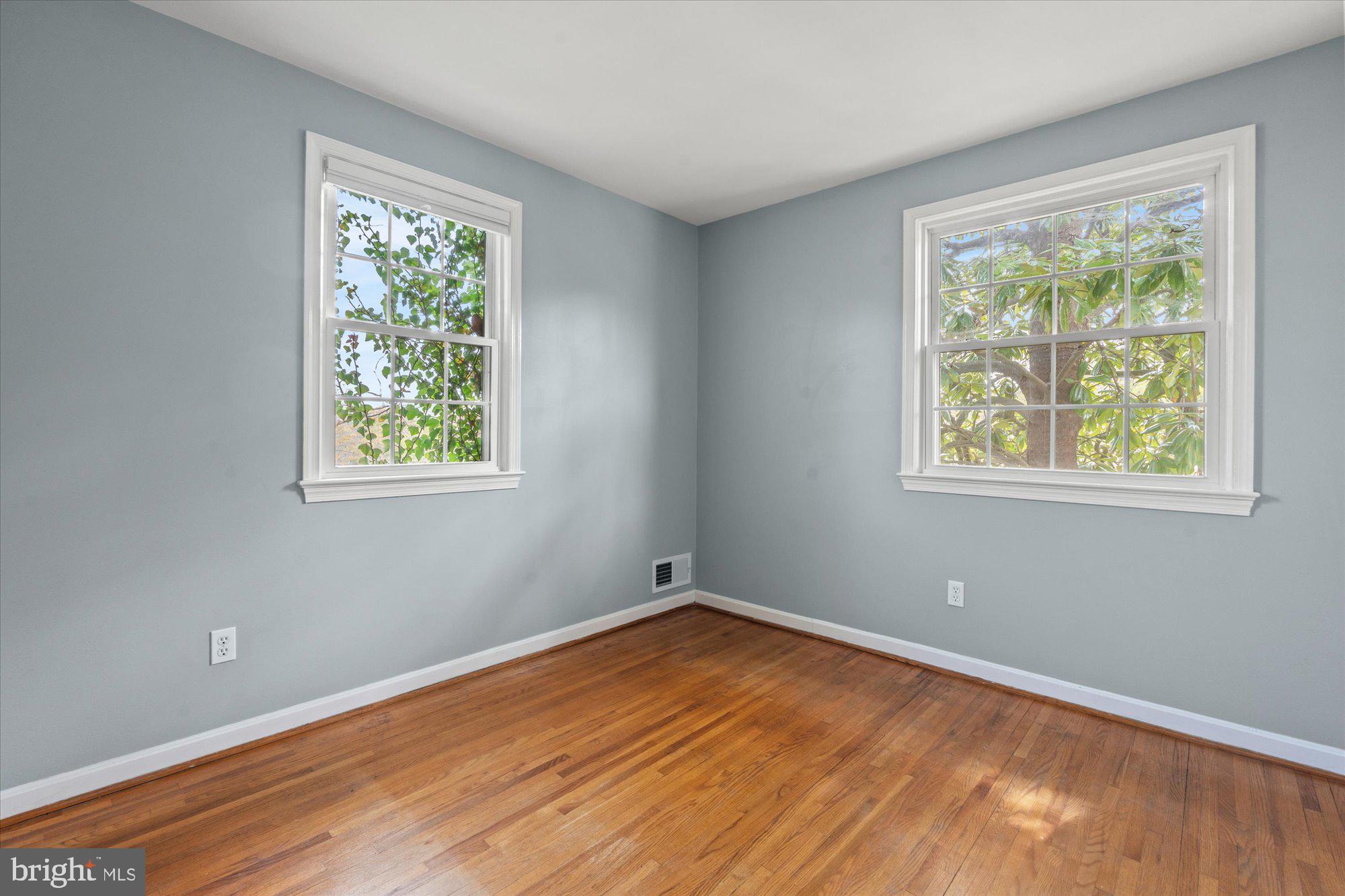 COLLINGWOOD ON THE POTOMAC - Residential