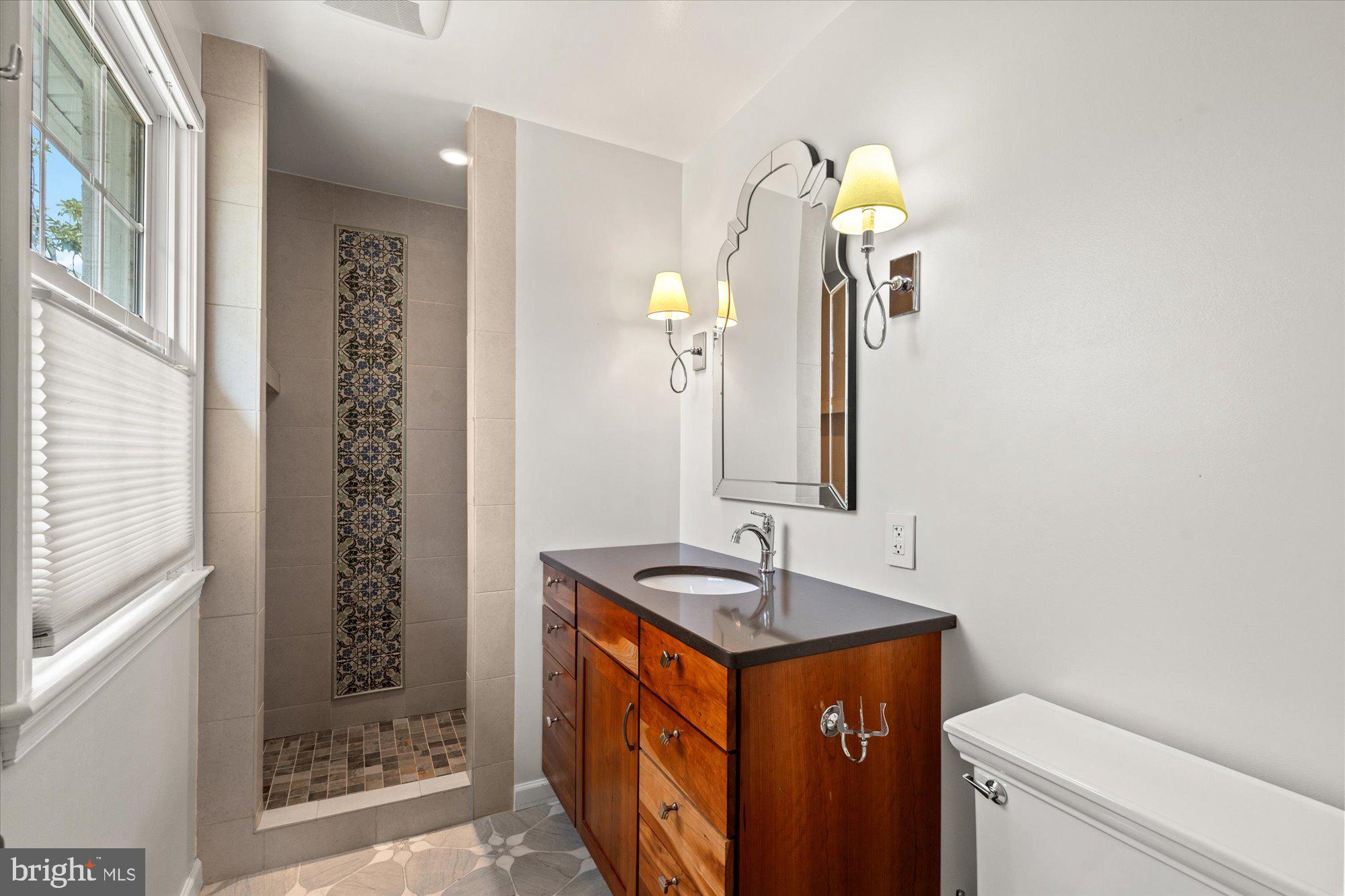 COLLINGWOOD ON THE POTOMAC - Residential