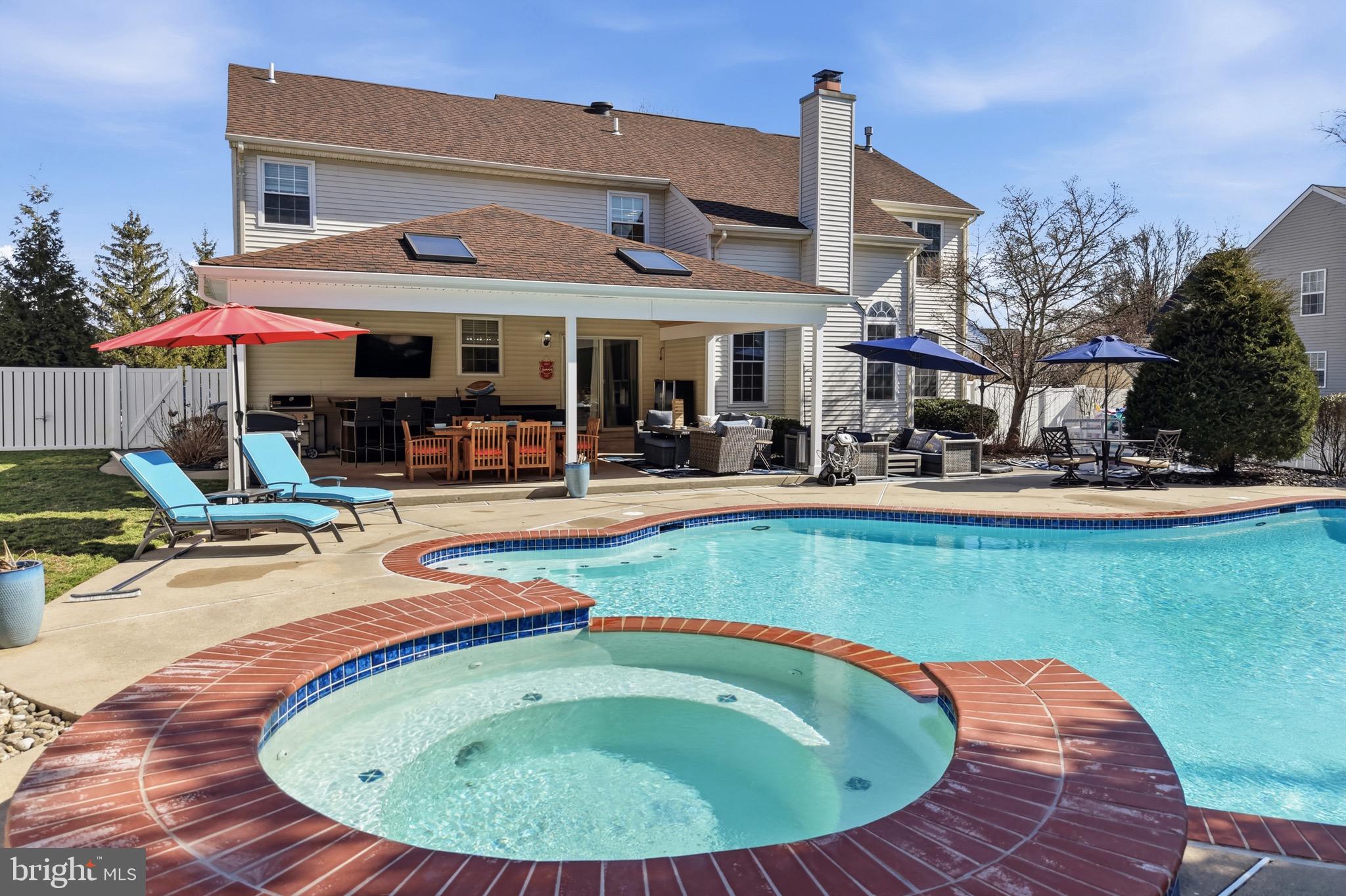 HIGHGATE - Residential