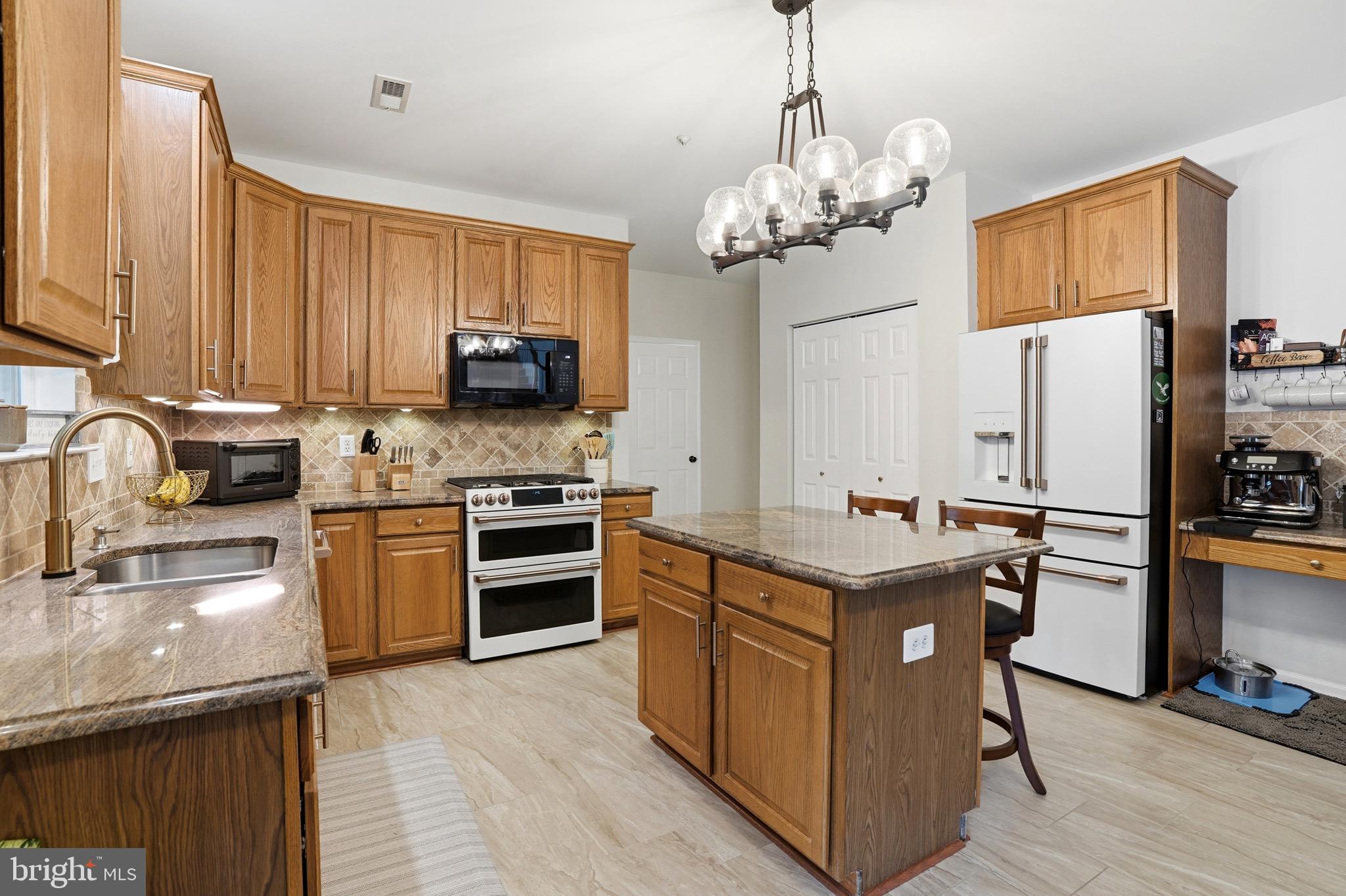 HIGHGATE - Residential