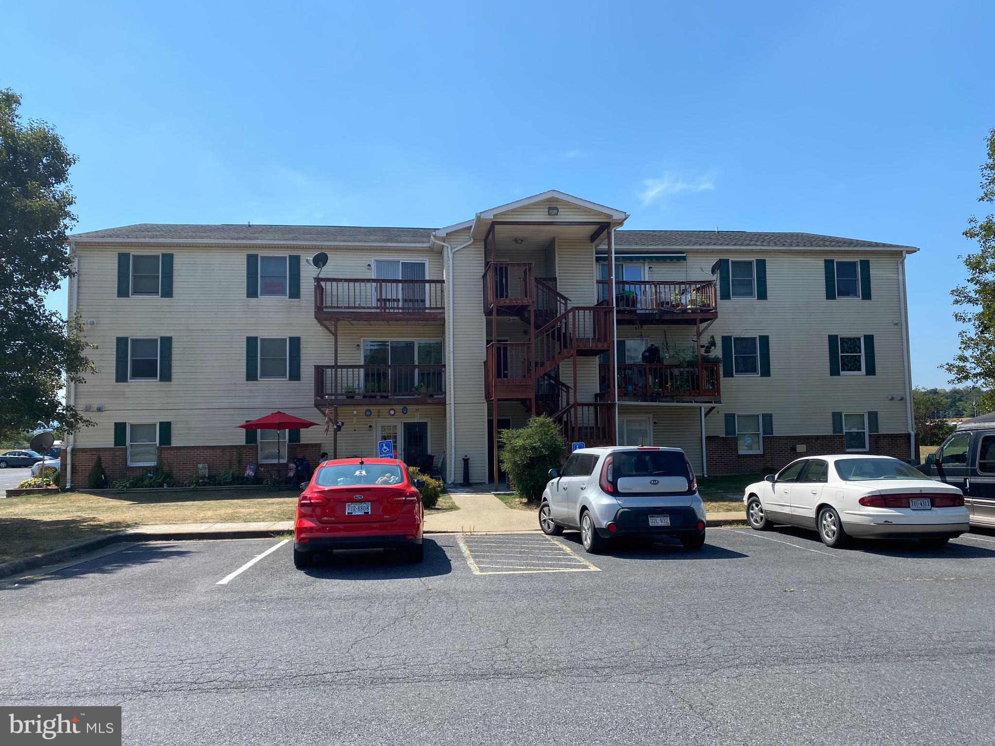 PLEASANT VALLEY ESTATES - Residential