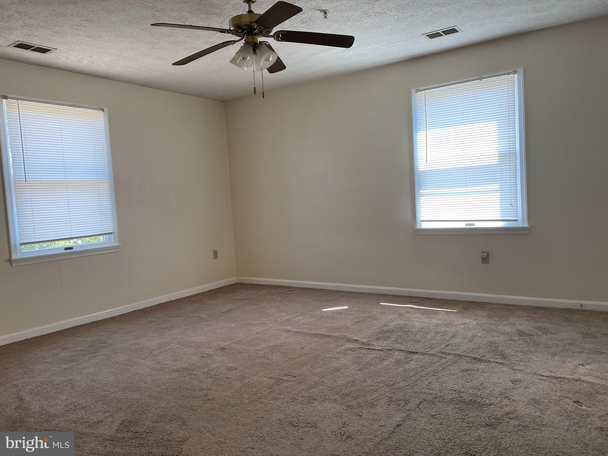 PLEASANT VALLEY ESTATES - Residential