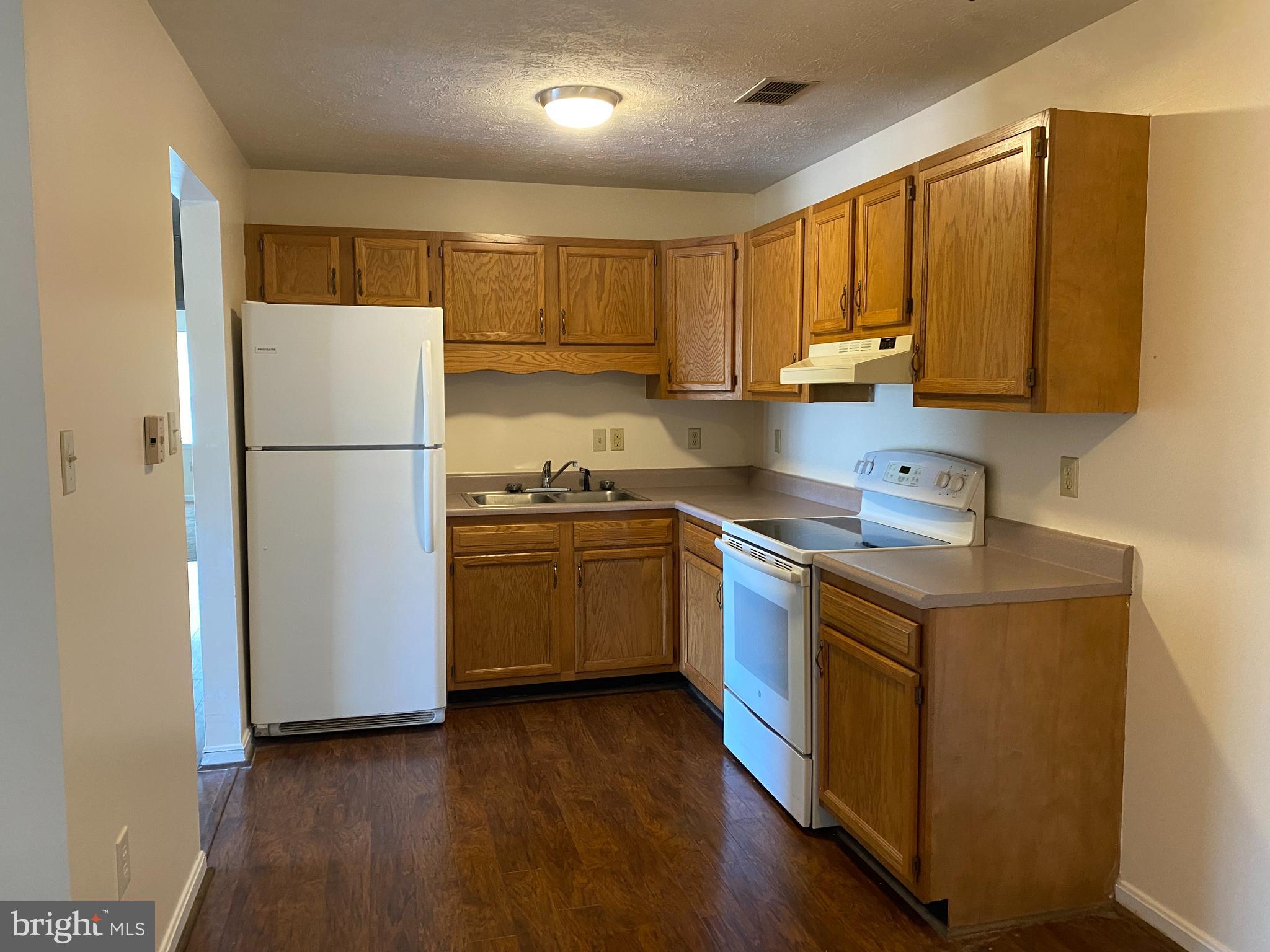 PLEASANT VALLEY ESTATES - Residential