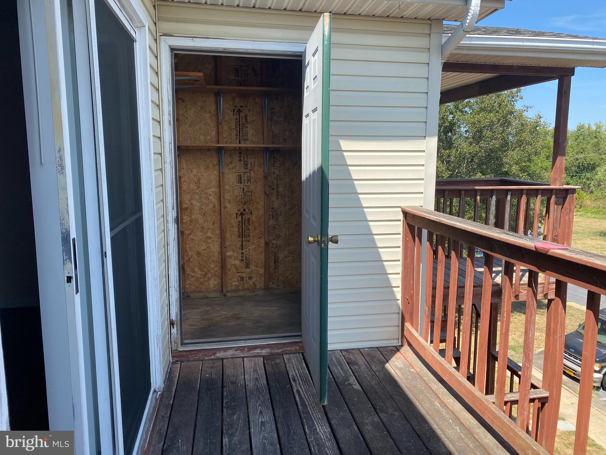 PLEASANT VALLEY ESTATES - Residential