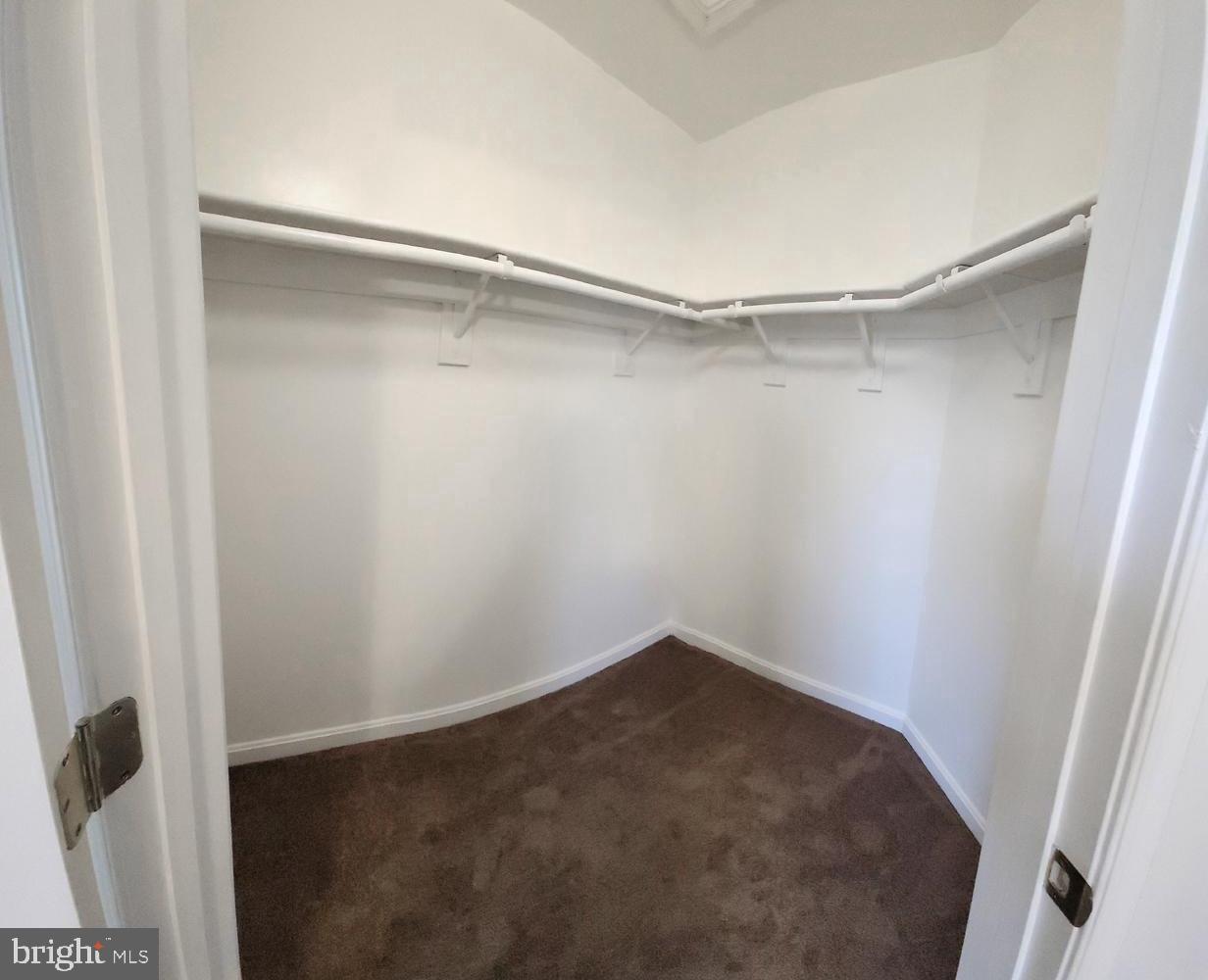 SEVEN OAKS - Residential Lease