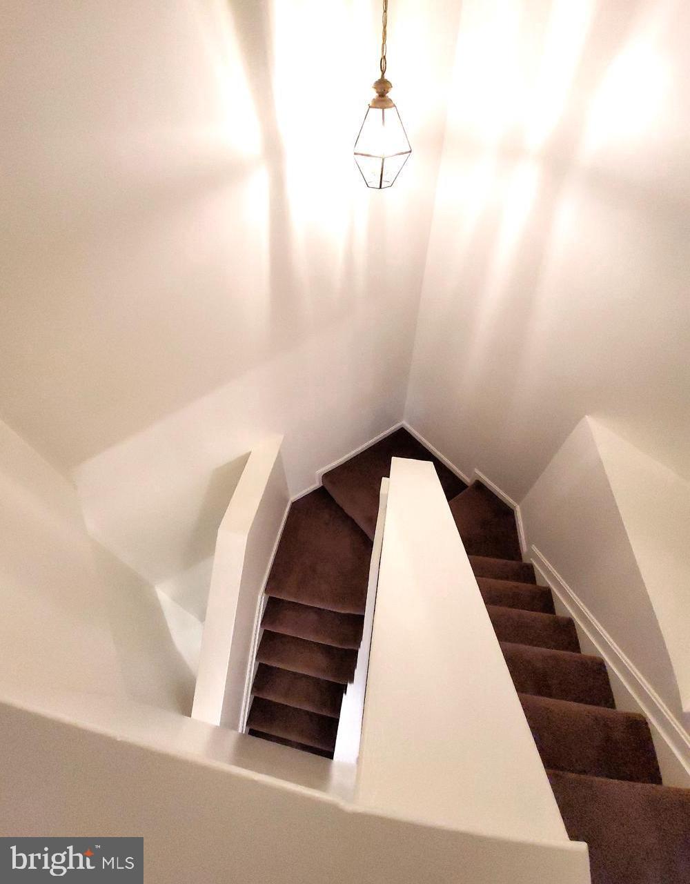 SEVEN OAKS - Residential Lease