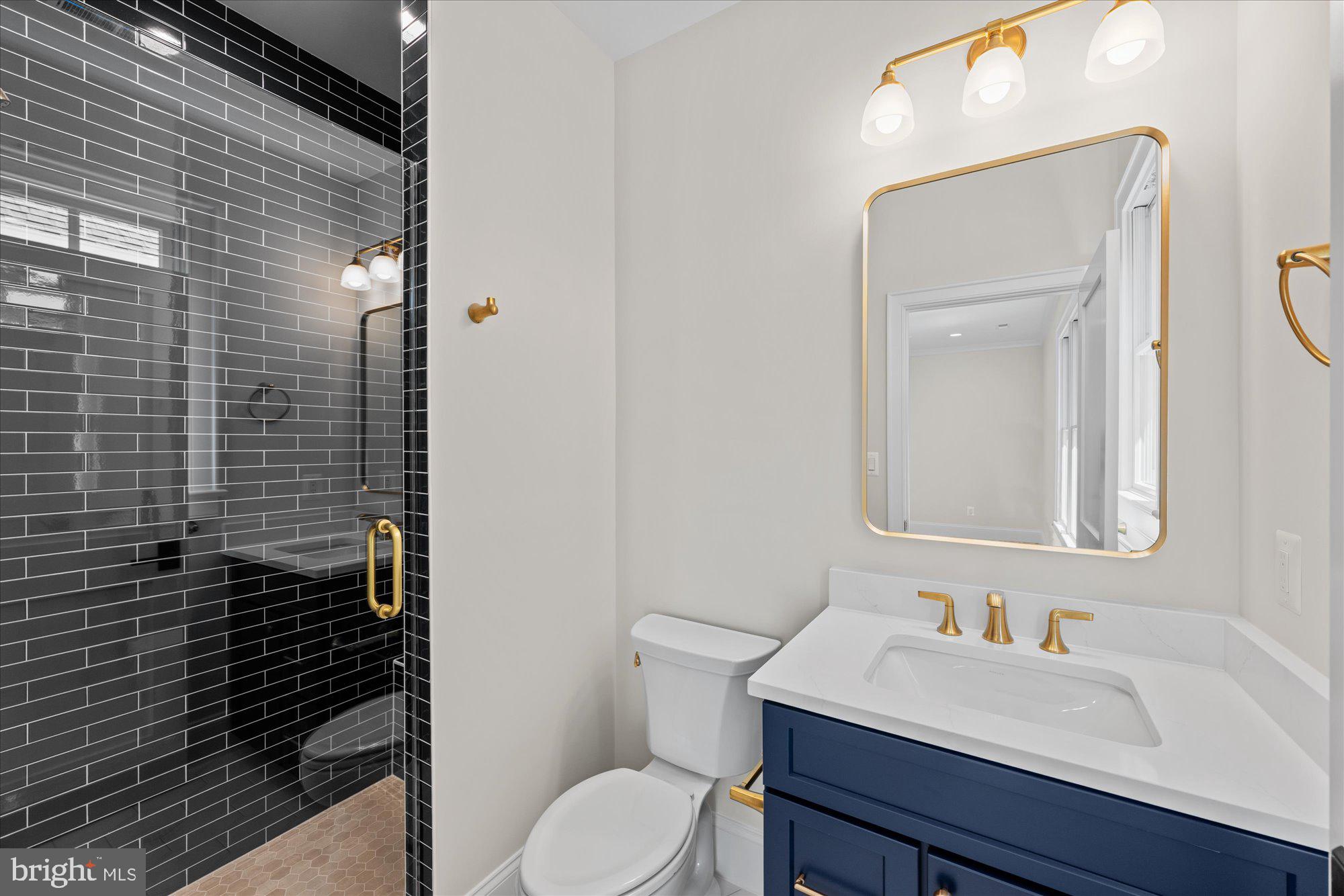 WAVERLY HILLS - Residential