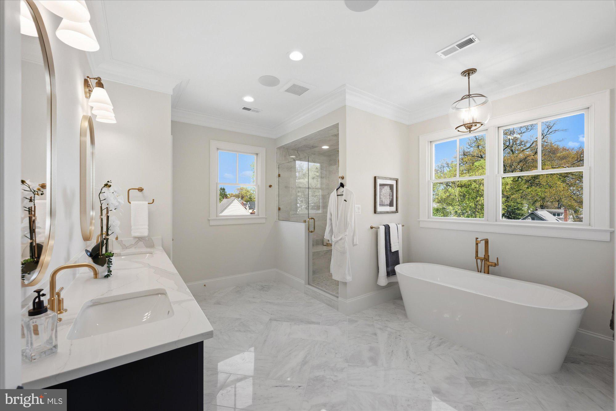 WAVERLY HILLS - Residential