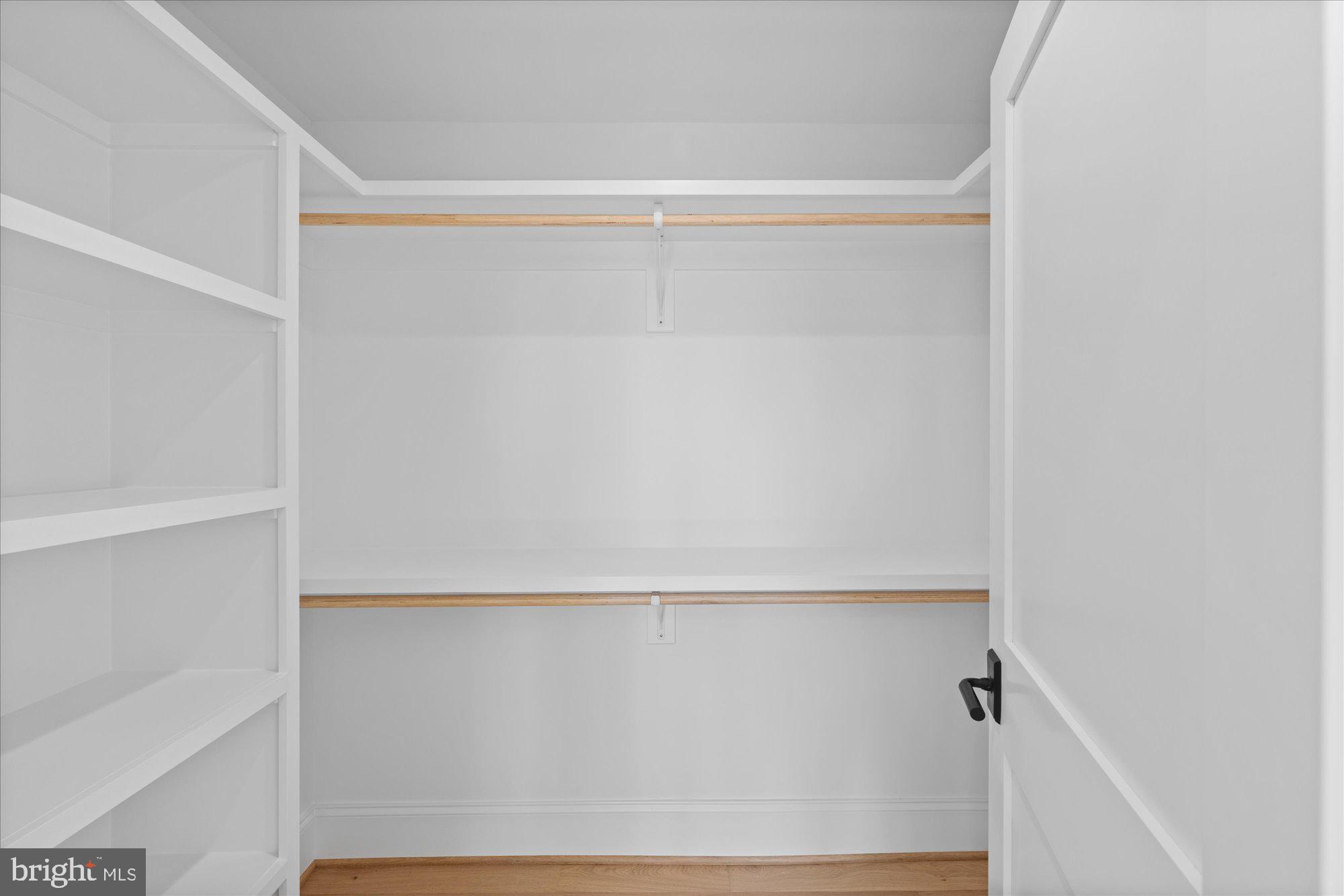 WAVERLY HILLS - Residential