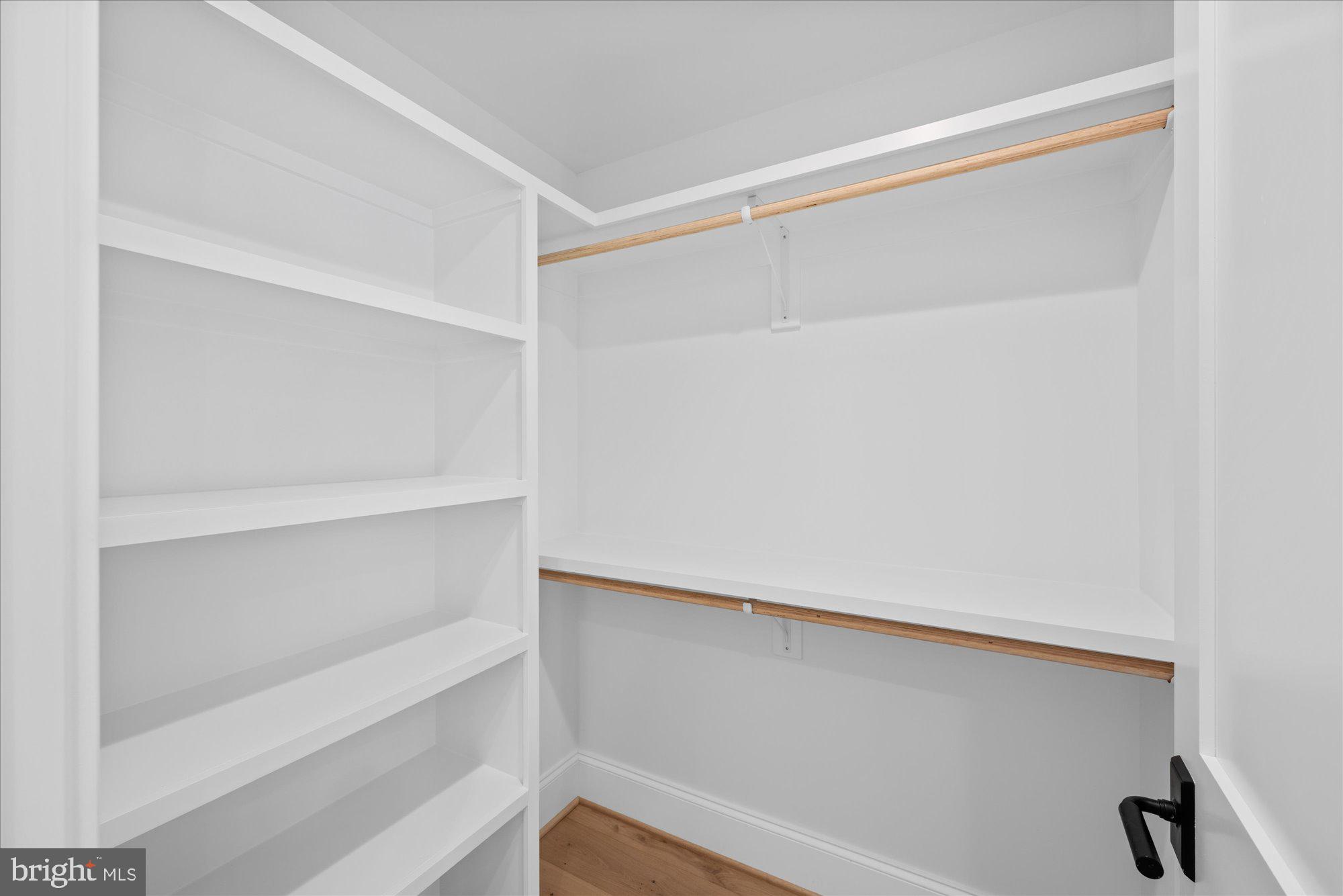 WAVERLY HILLS - Residential