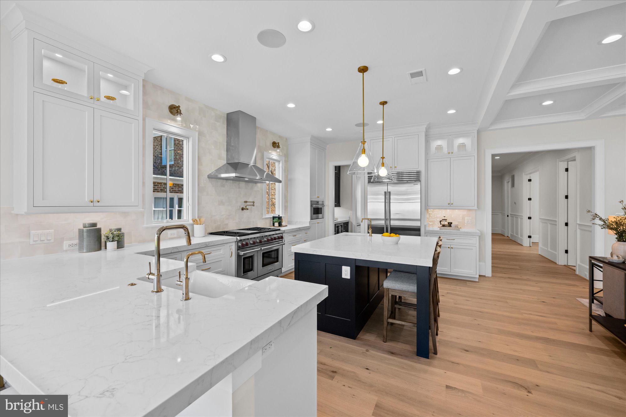 WAVERLY HILLS - Residential