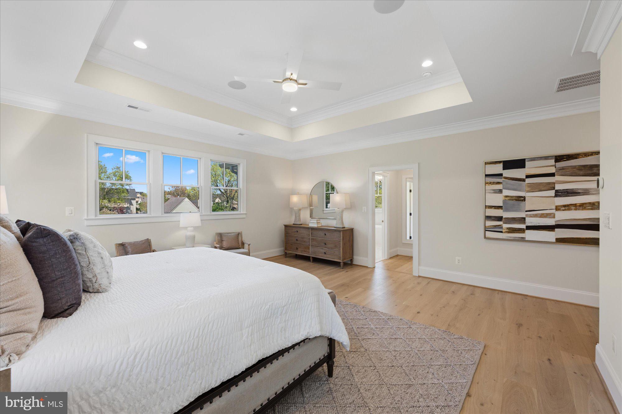 WAVERLY HILLS - Residential