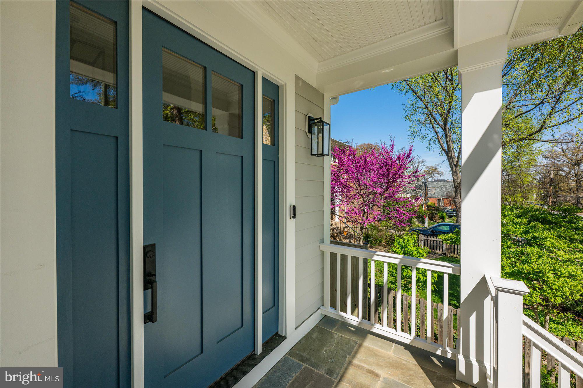 WAVERLY HILLS - Residential