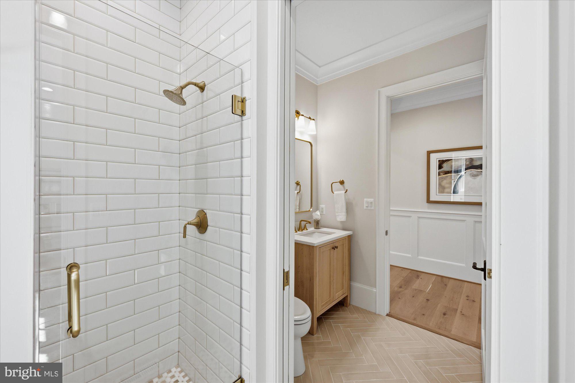 WAVERLY HILLS - Residential