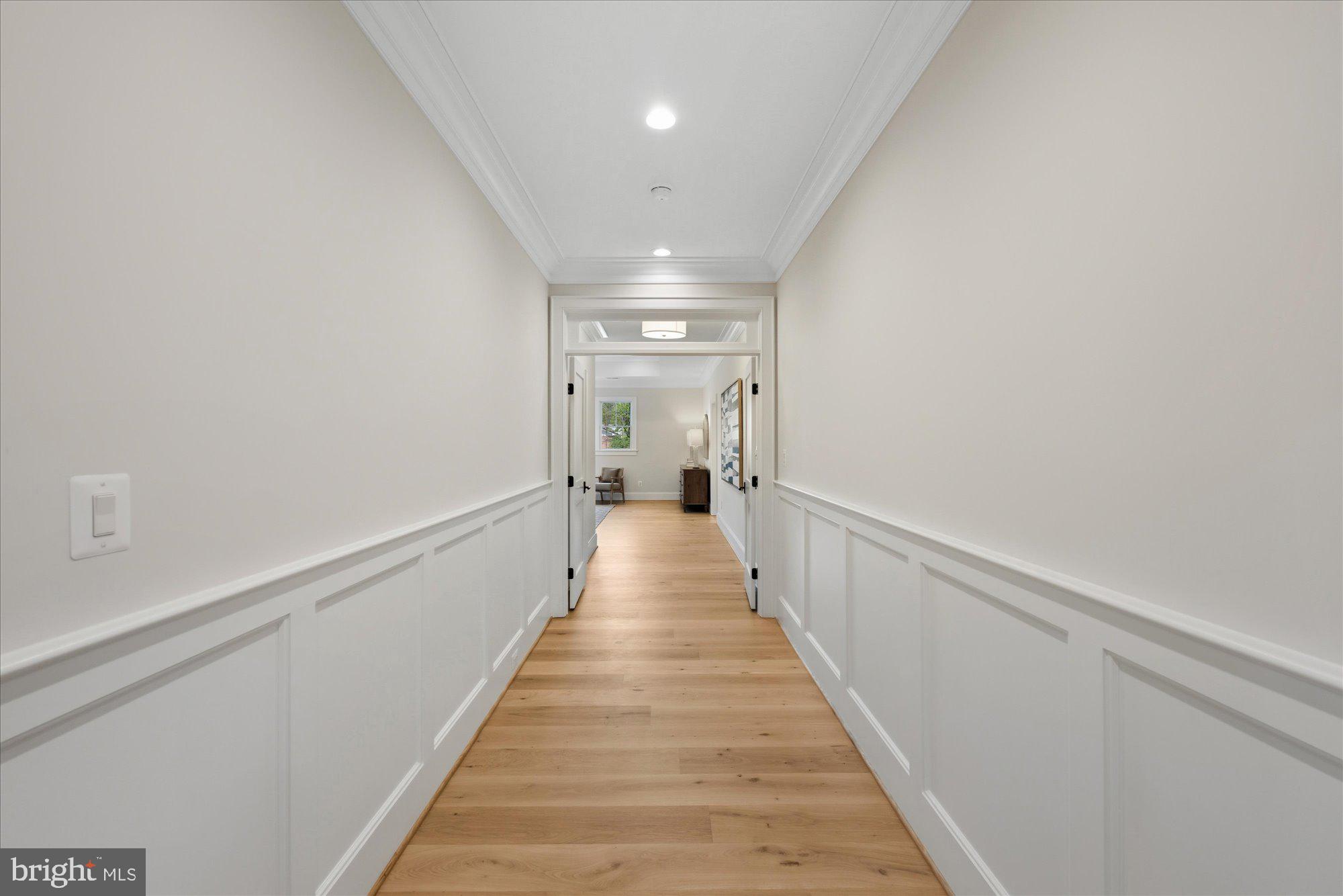 WAVERLY HILLS - Residential