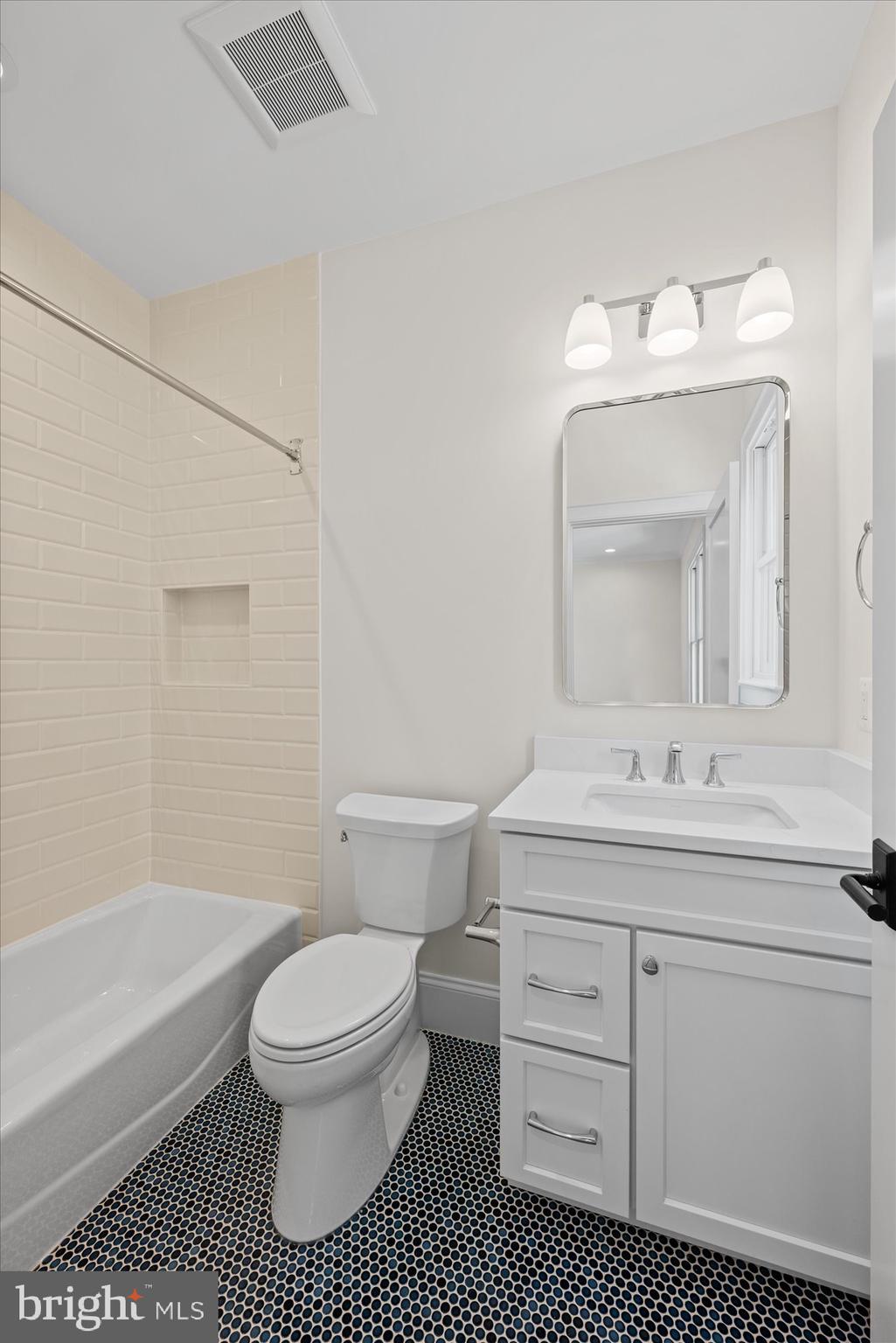 WAVERLY HILLS - Residential