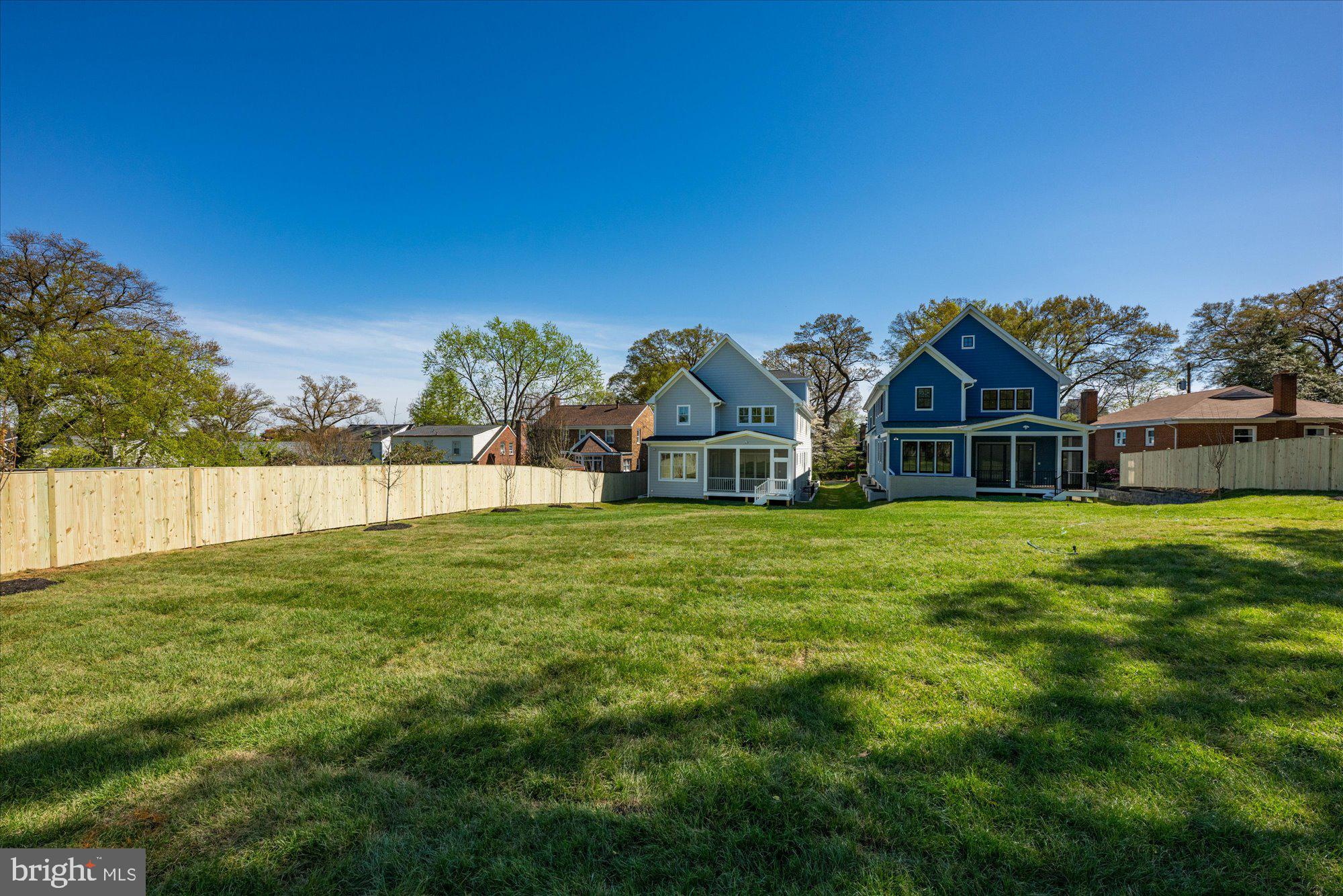 WAVERLY HILLS - Residential