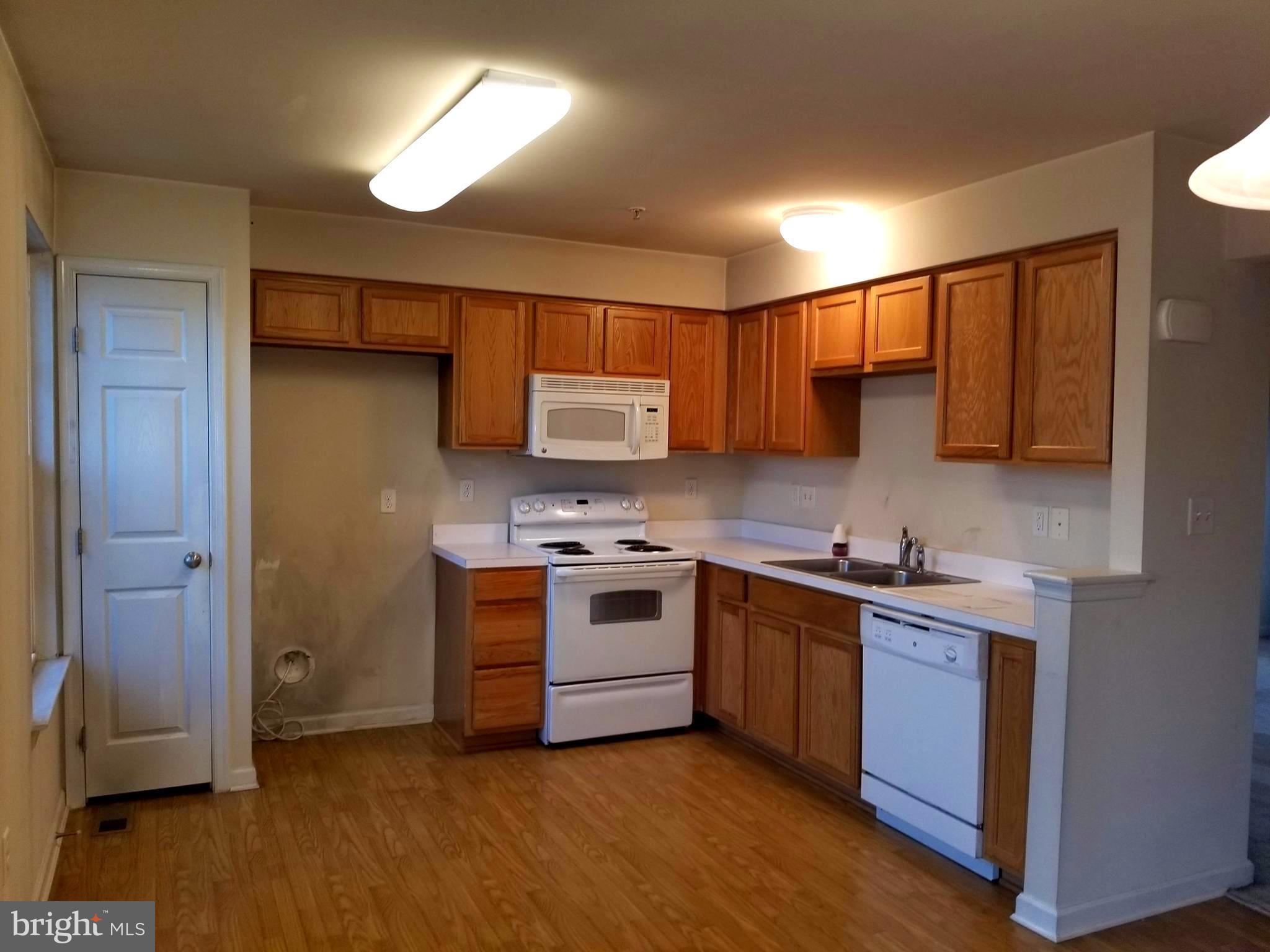 VILLAGE TOWNS - Residential