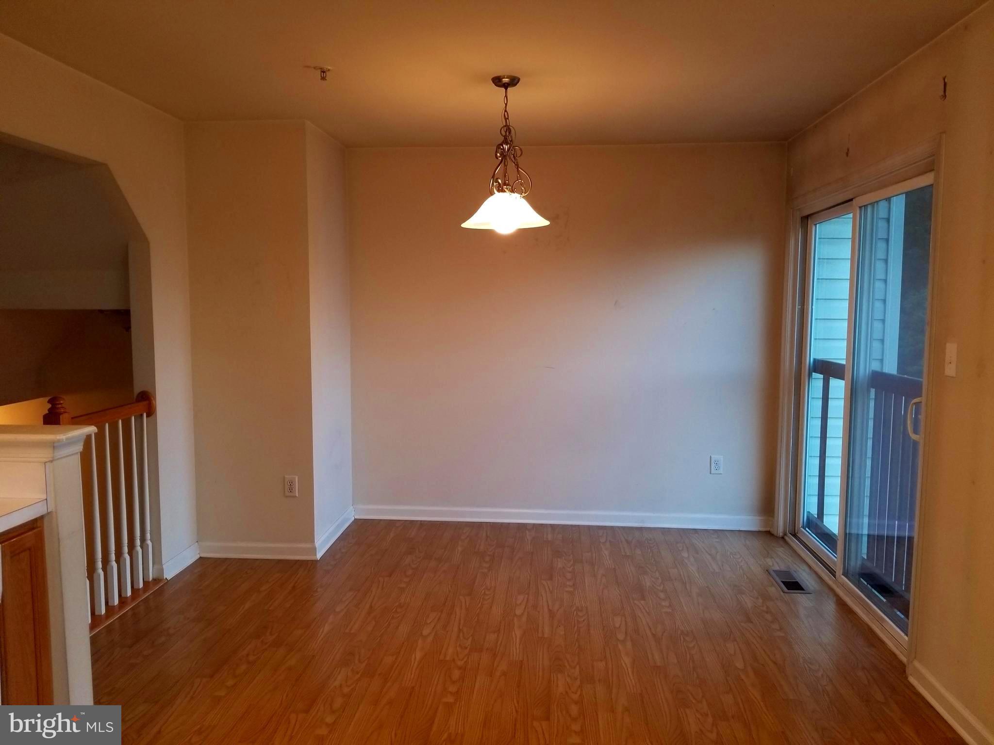 VILLAGE TOWNS - Residential