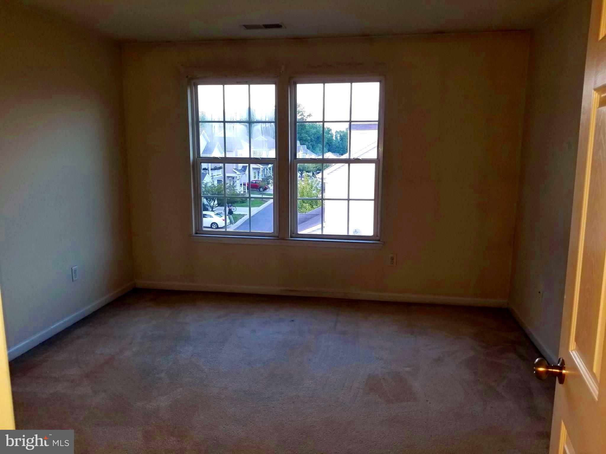 VILLAGE TOWNS - Residential