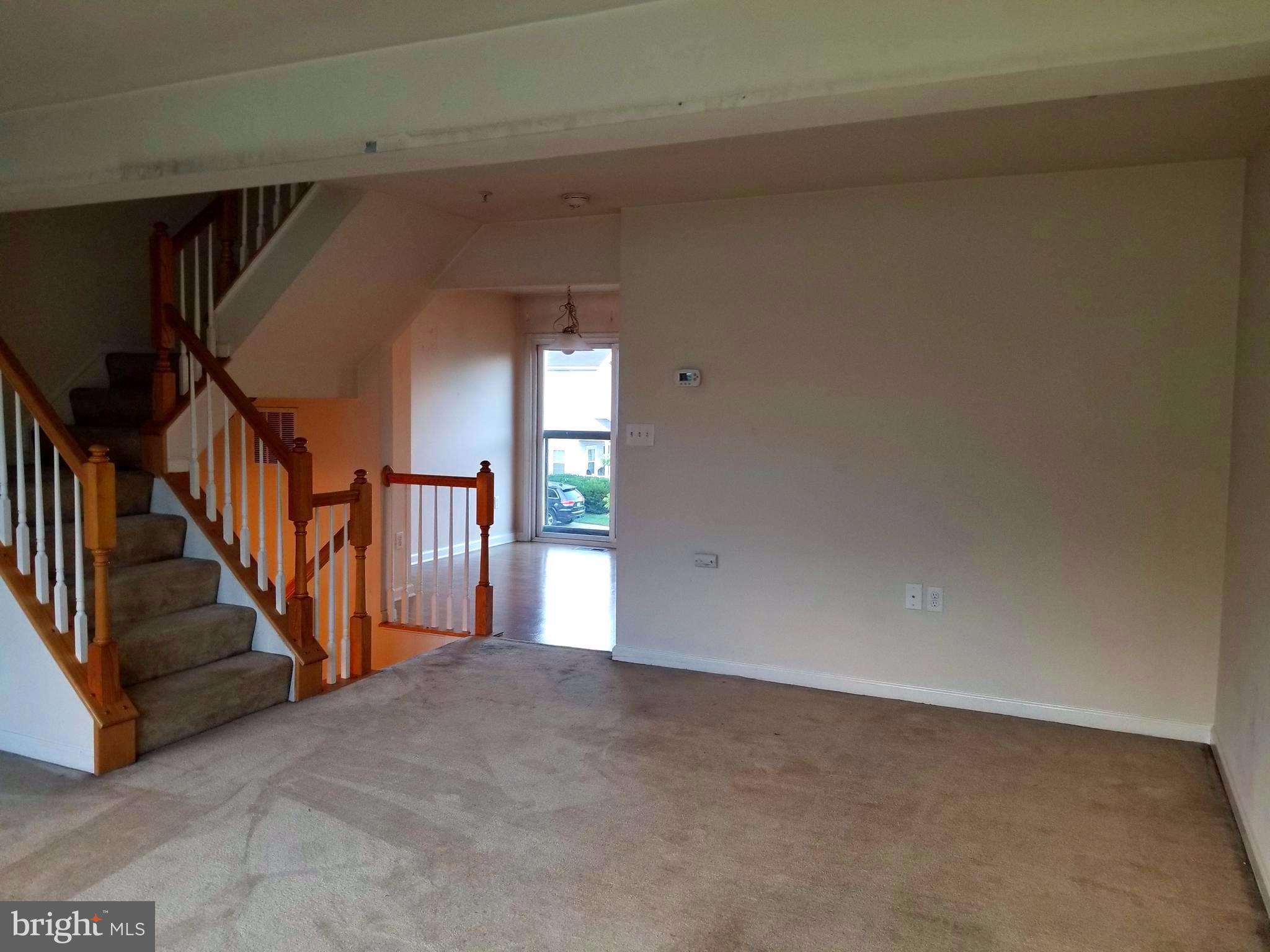 VILLAGE TOWNS - Residential