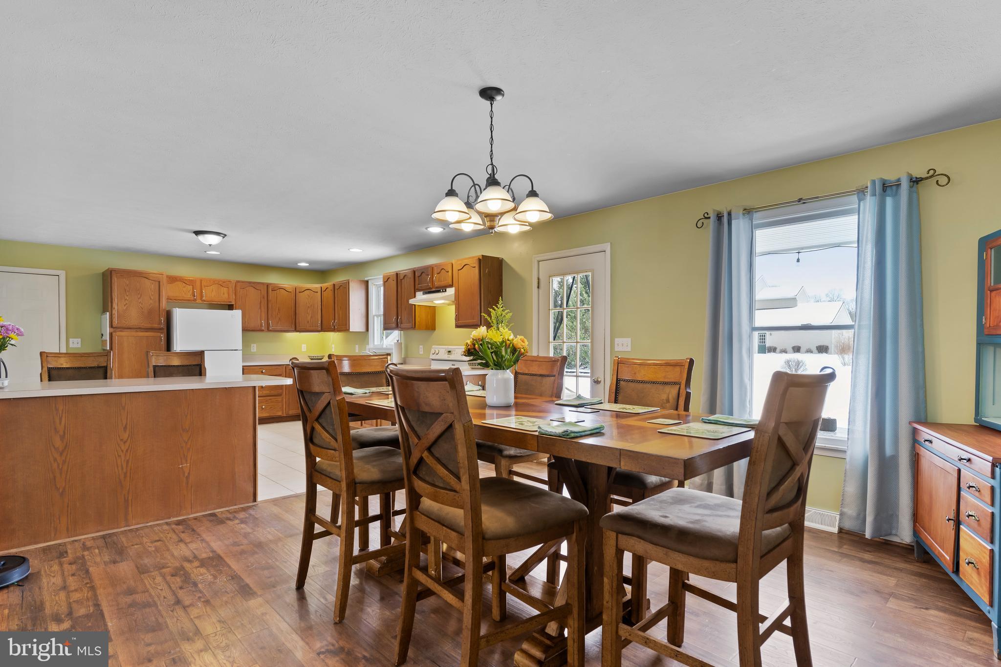 WERTZ RUN HEIGHTS - Residential