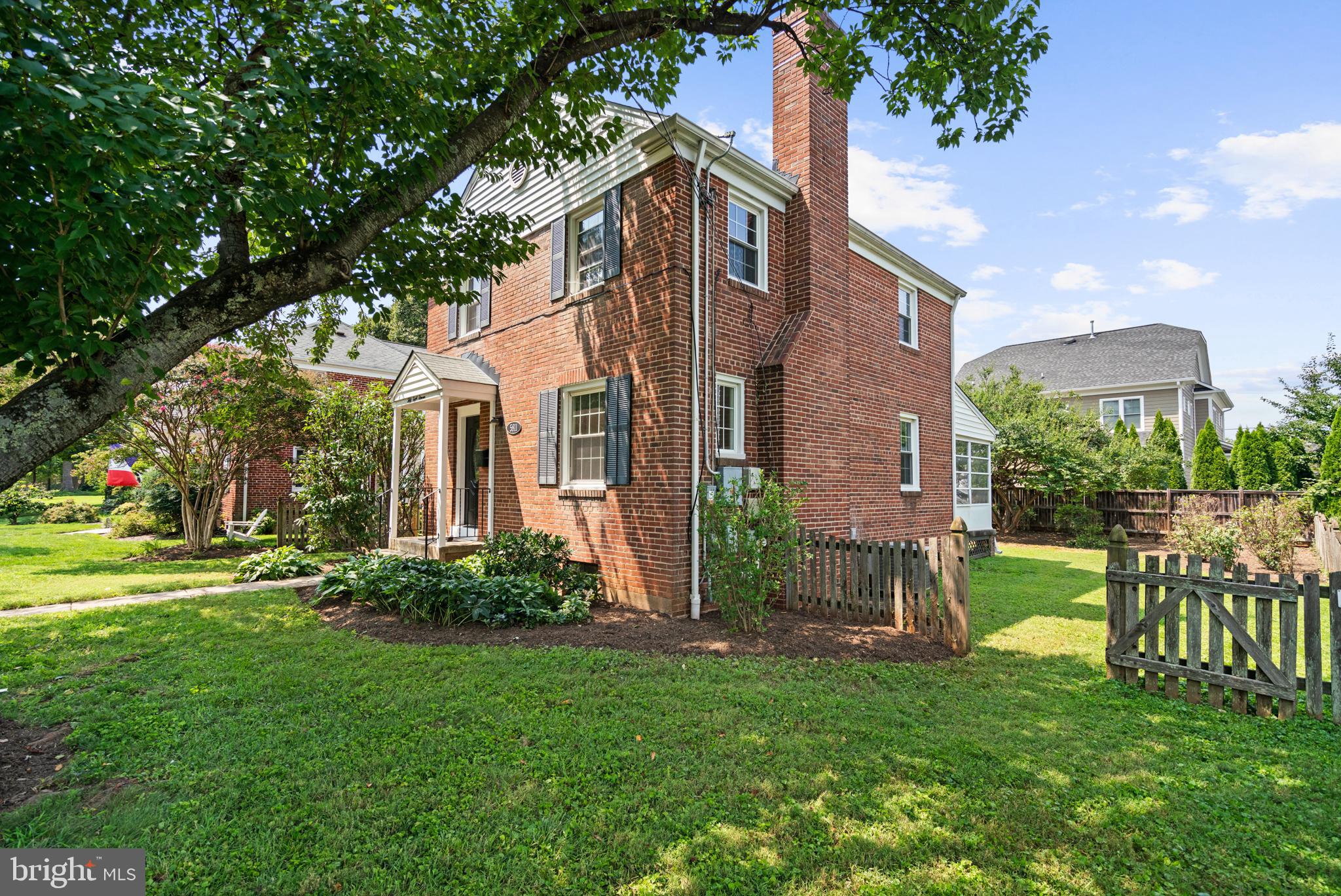 5811 WALTON ROAD