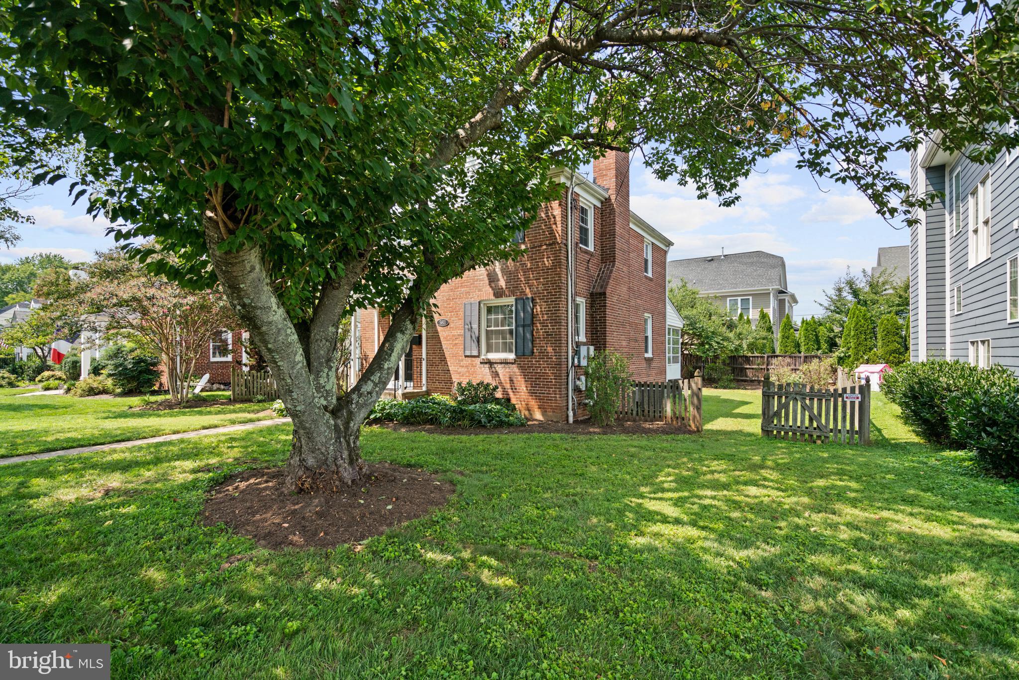 5811 WALTON ROAD