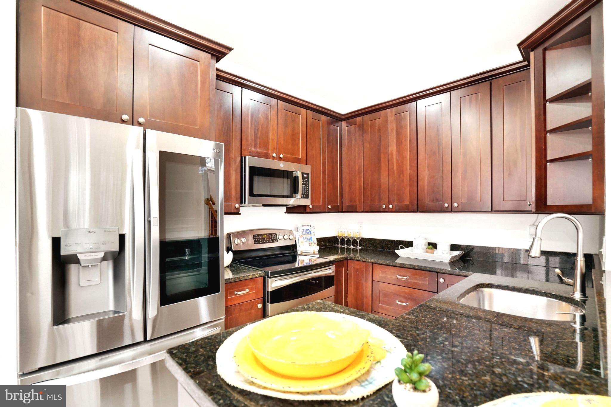 SUNNYSIDE - Residential