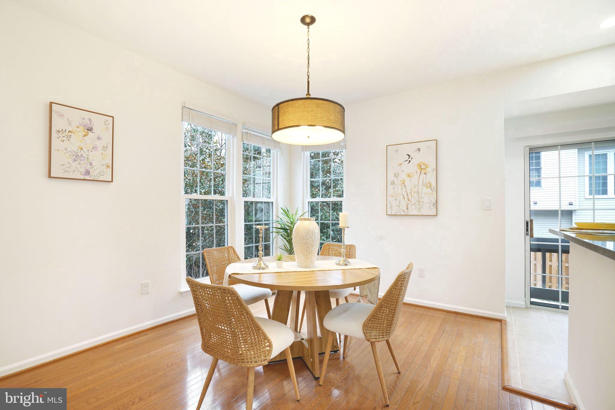 SUNNYSIDE - Residential