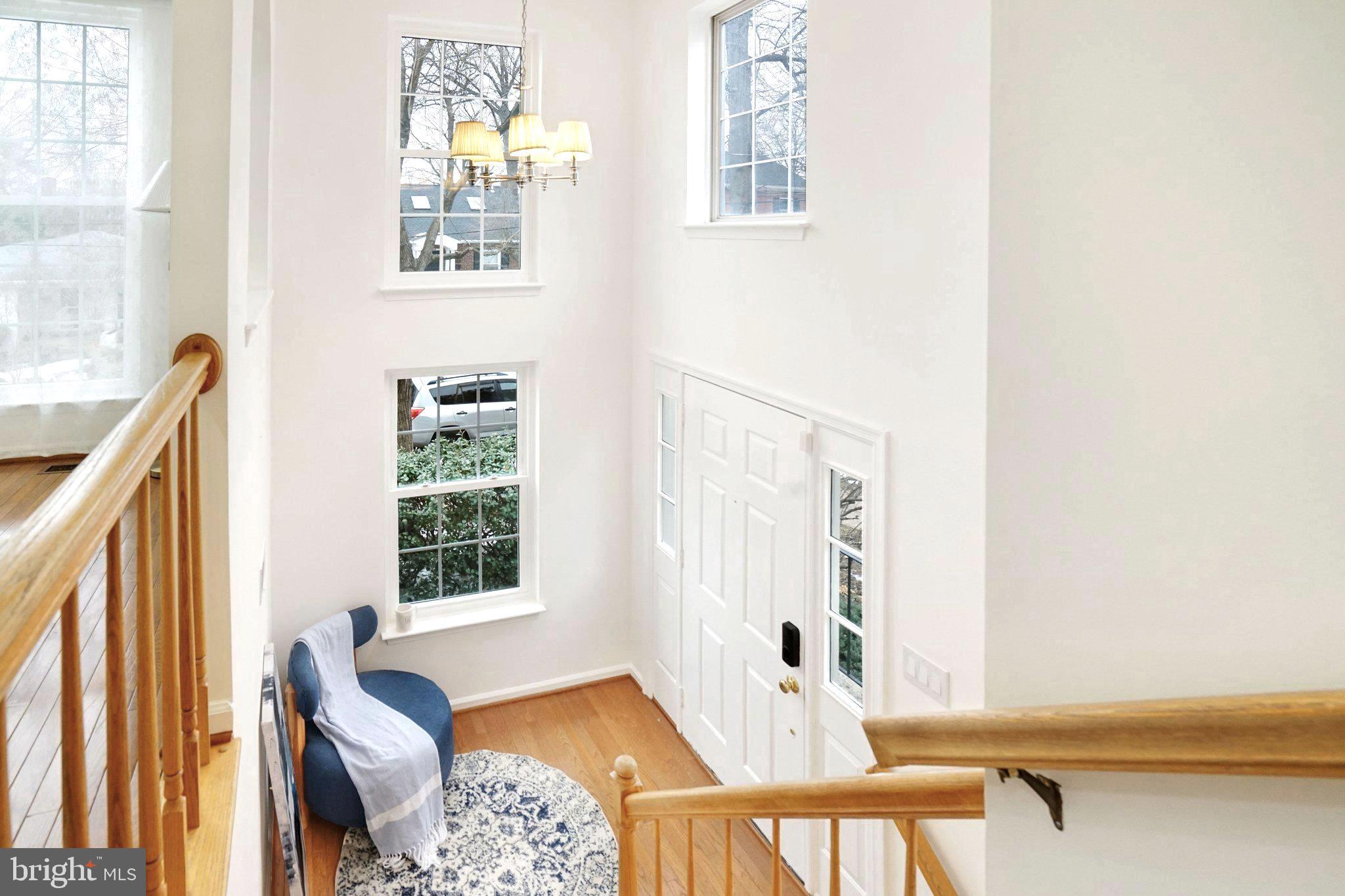 SUNNYSIDE - Residential