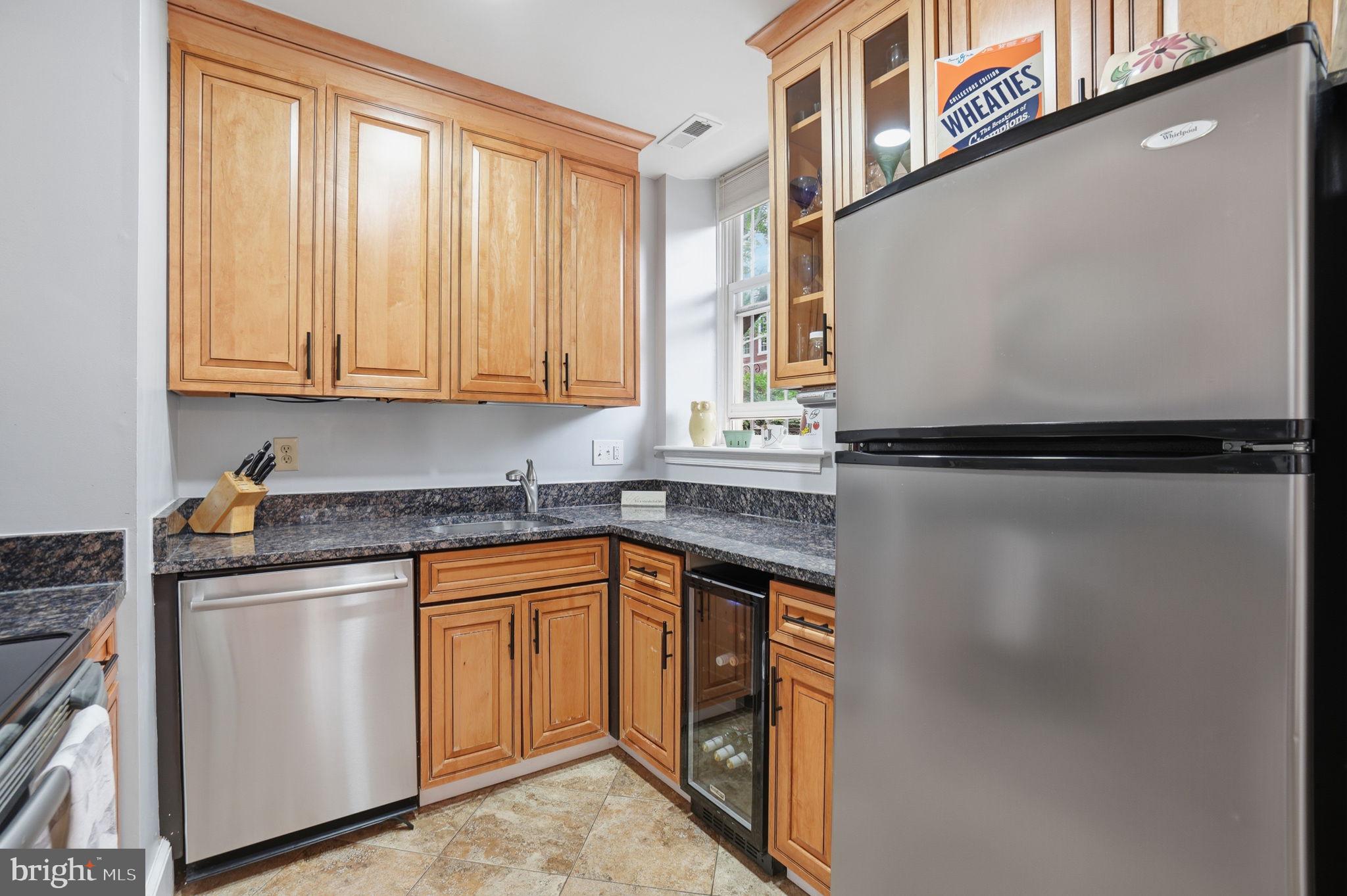 301 G STREET NE 3