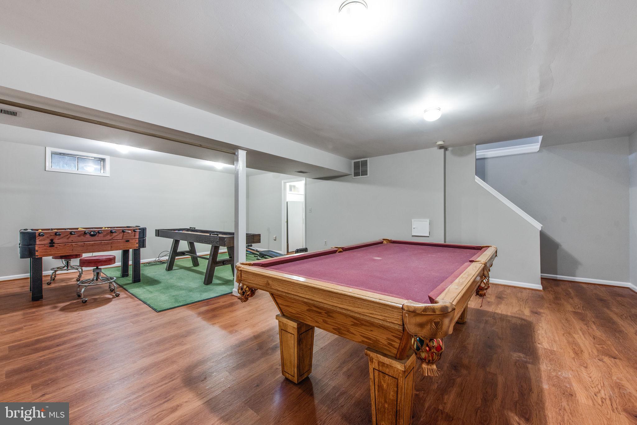 STRATFORD GLEN - Residential Lease