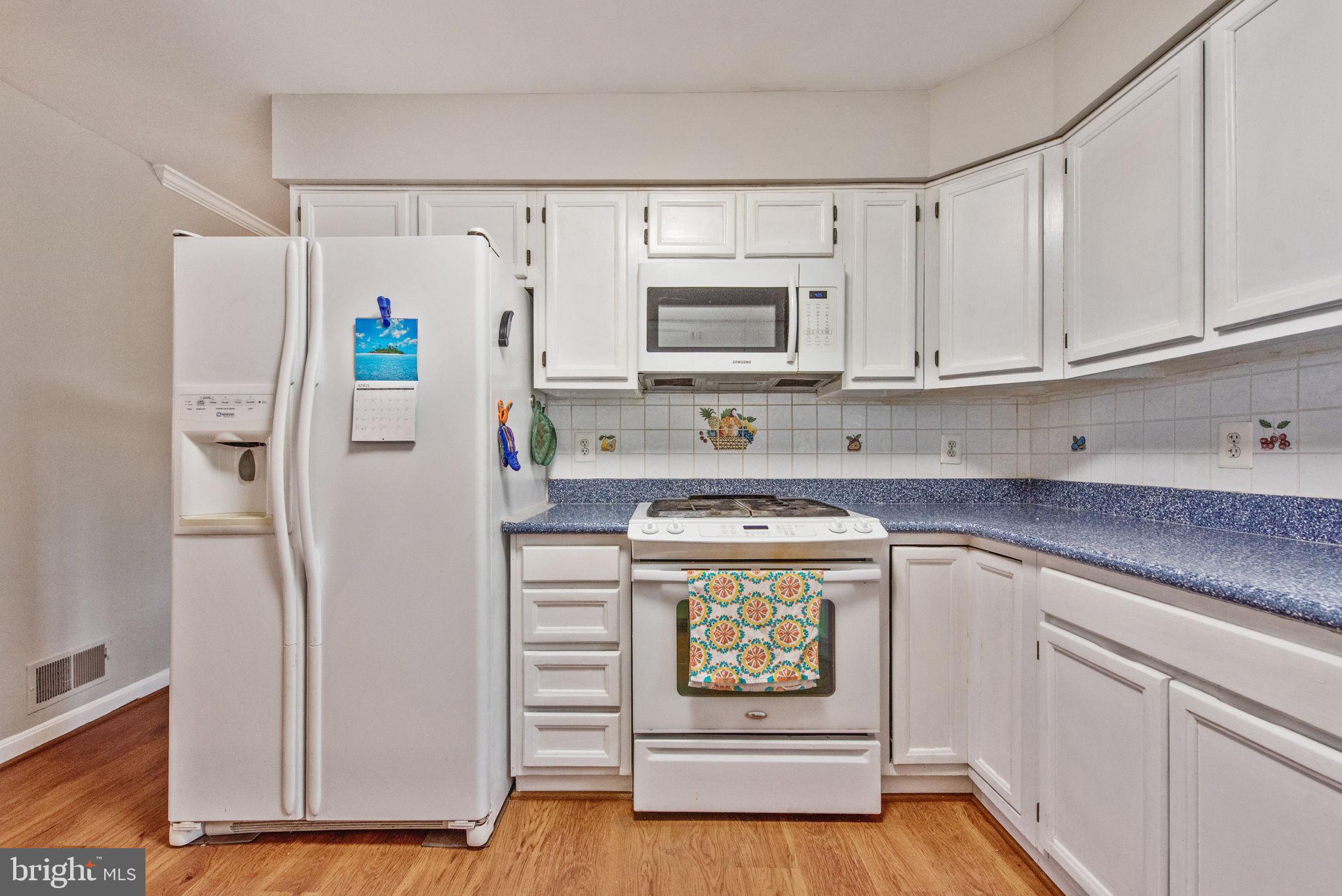 STRATFORD GLEN - Residential Lease