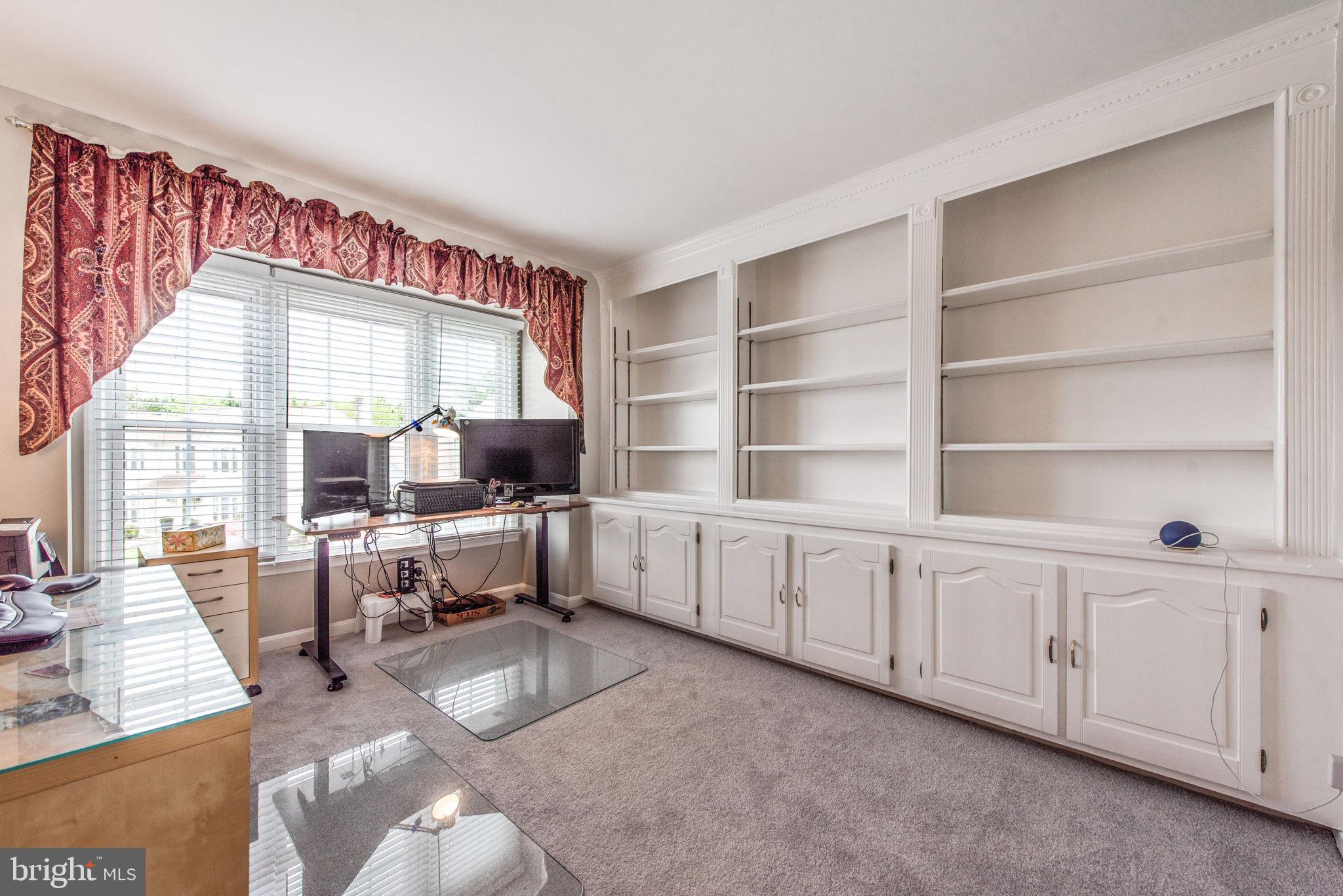 STRATFORD GLEN - Residential Lease