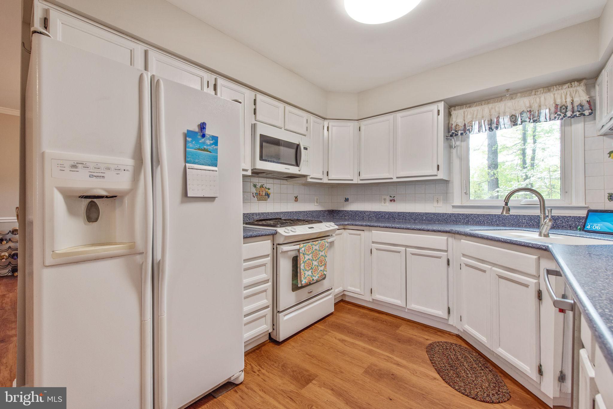 STRATFORD GLEN - Residential Lease