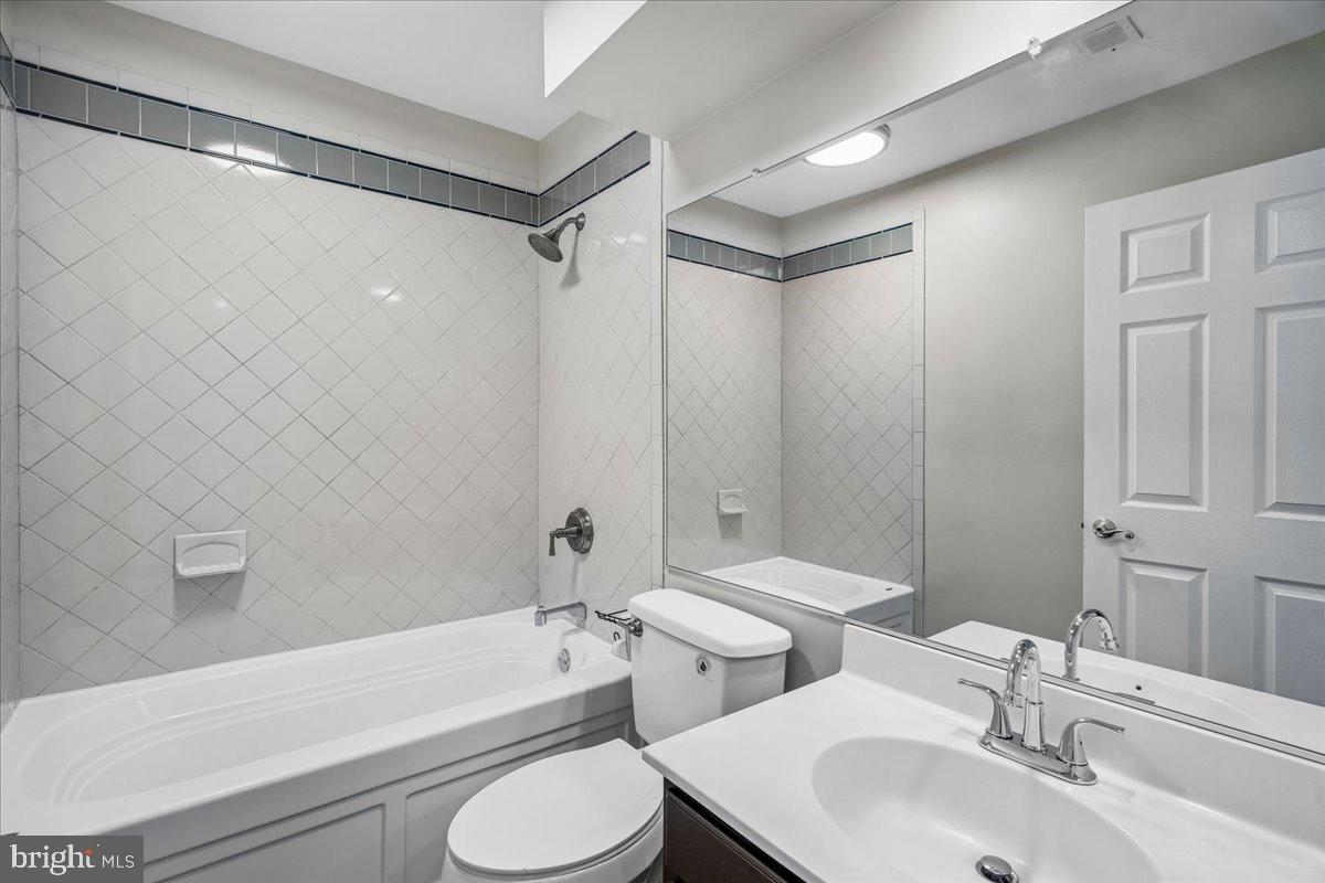 GREENSPRING - Residential