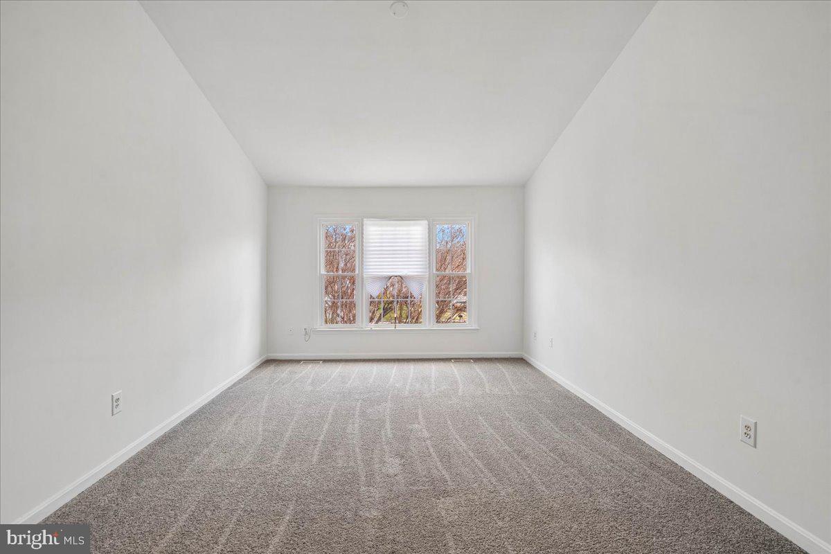 GREENSPRING - Residential