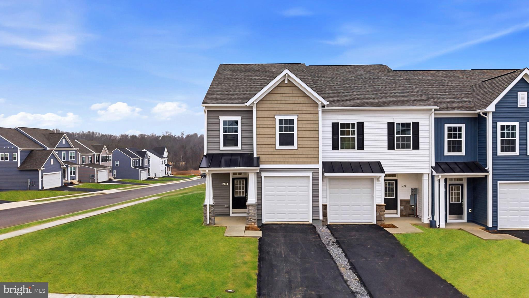 MARTINSBURG STATION - Residential