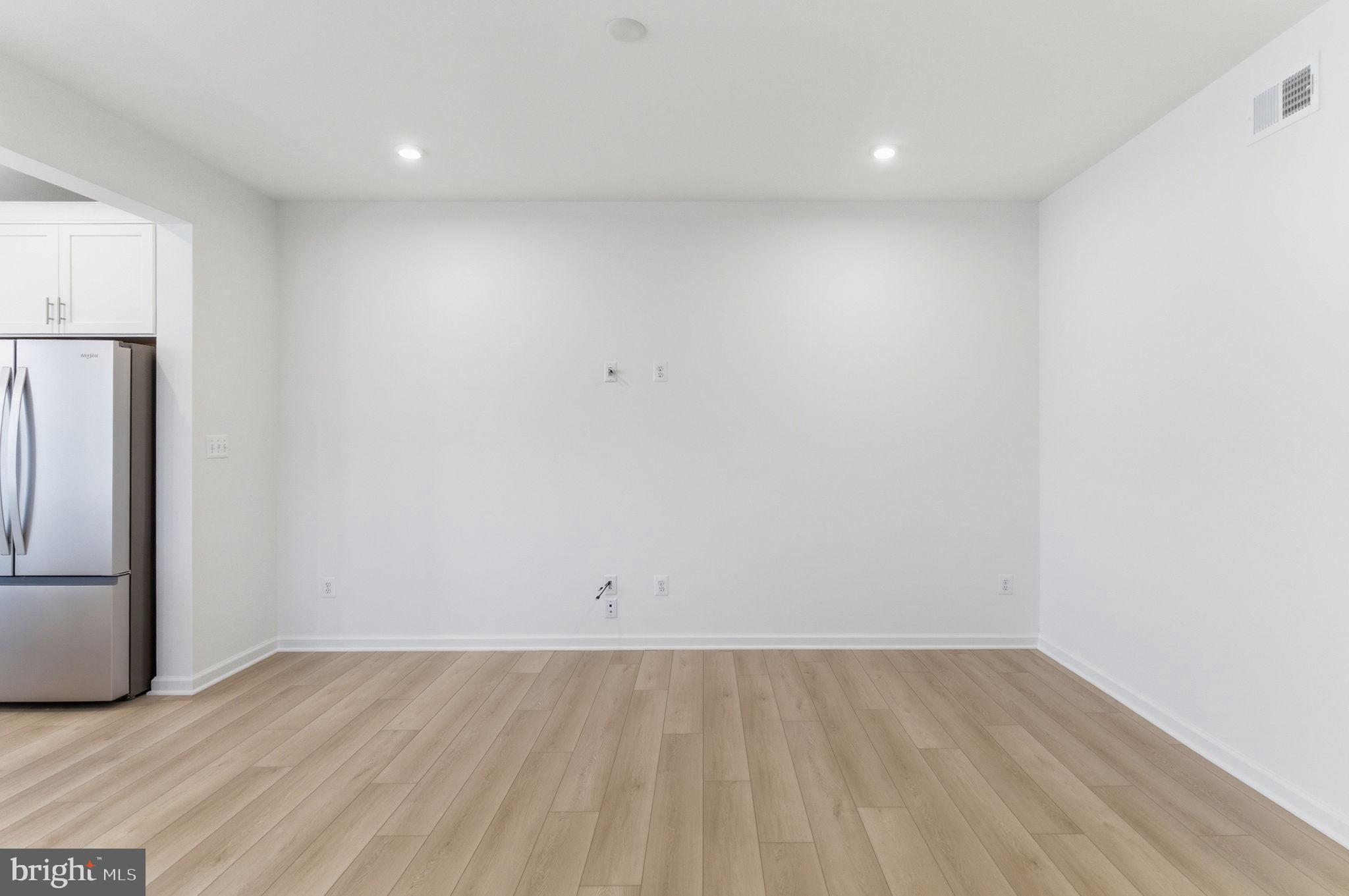 MARTINSBURG STATION - Residential