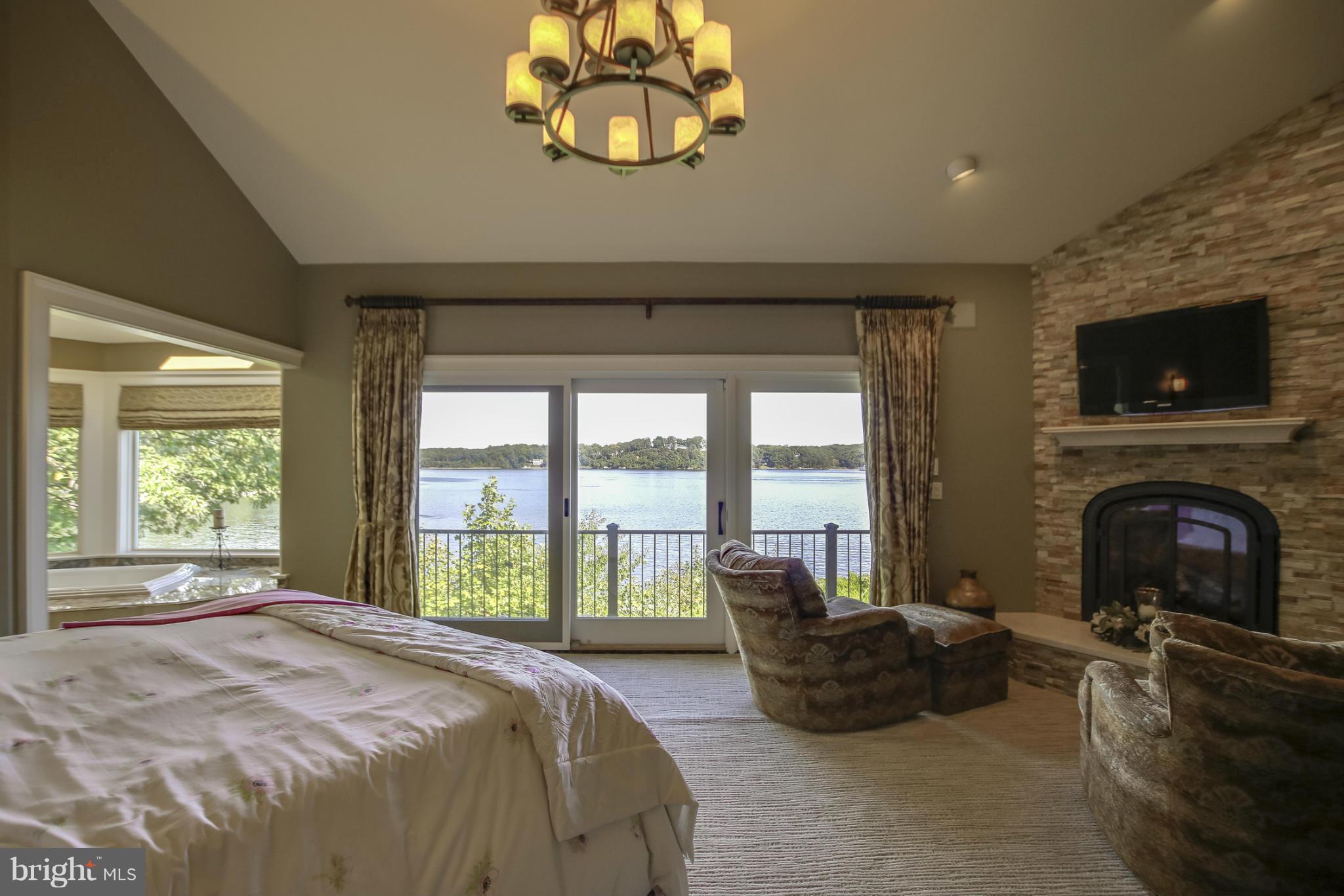 THE DOWNS - Residential