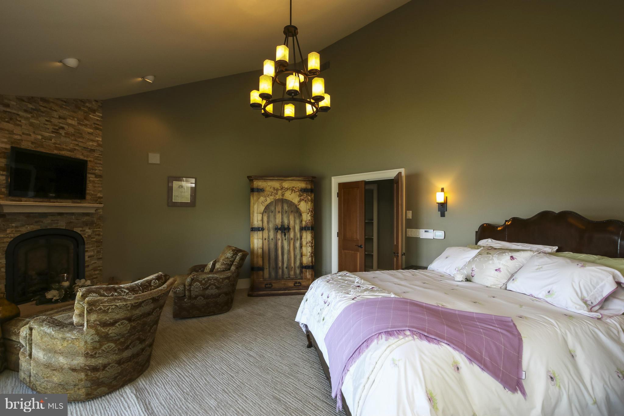 THE DOWNS - Residential