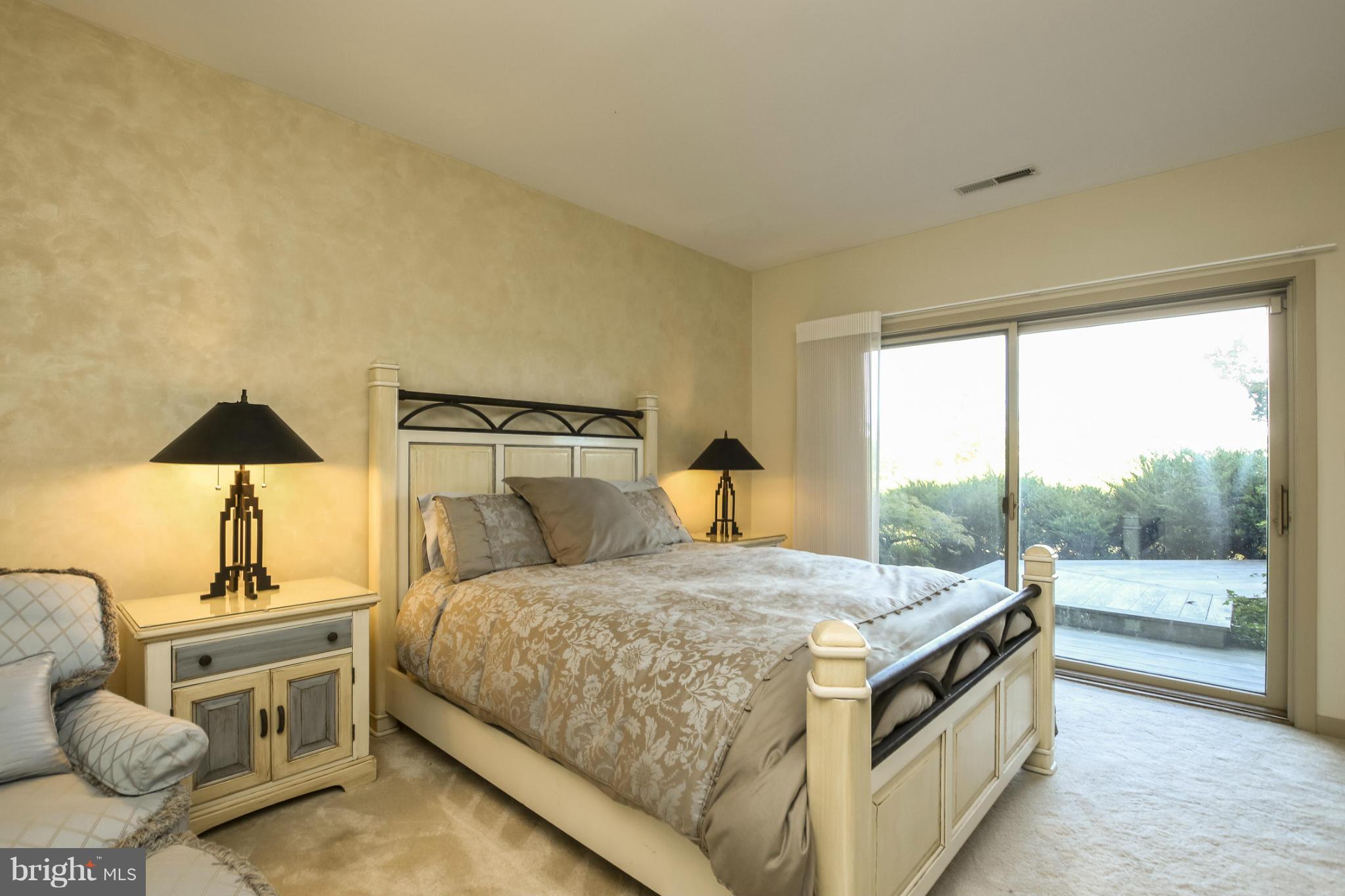 THE DOWNS - Residential